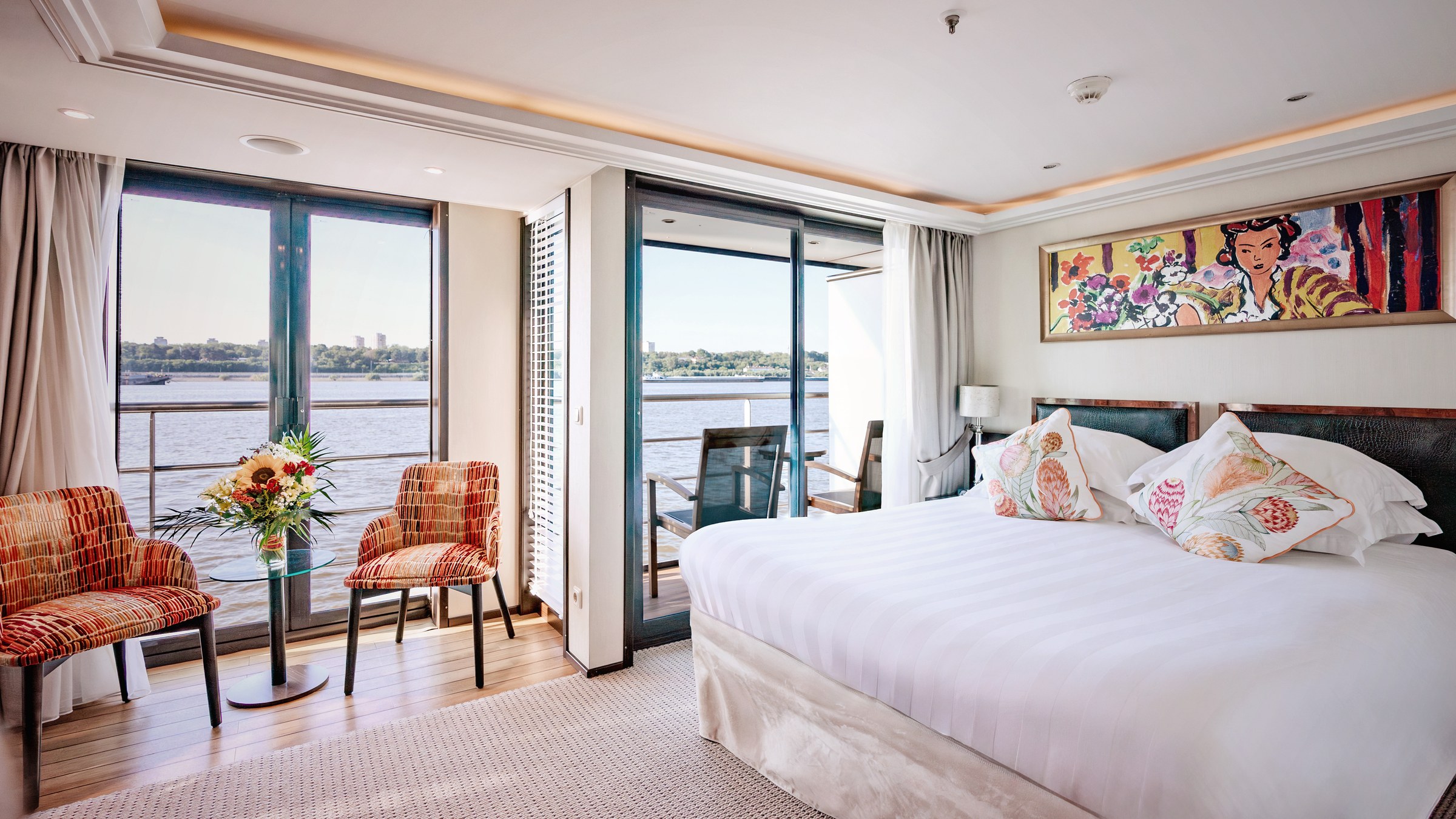 AmaBella twin balcony stateroom