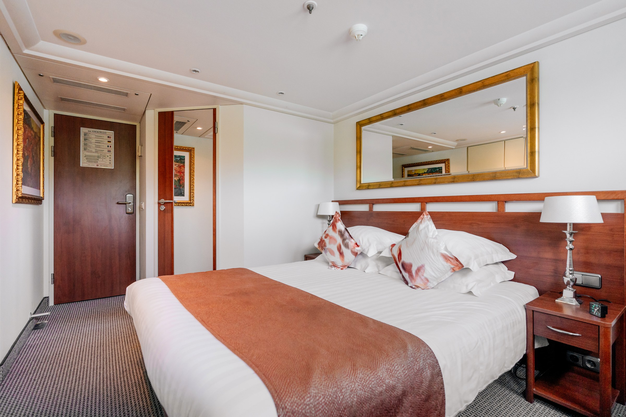 AmaCello Category E stateroom