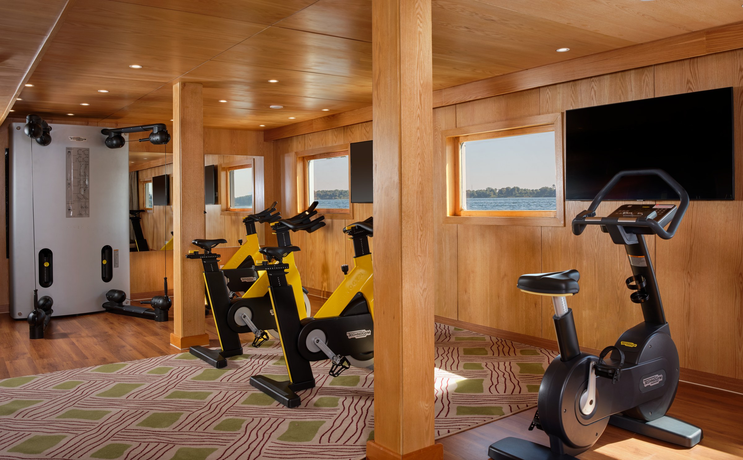 AmaDahlia fitness room