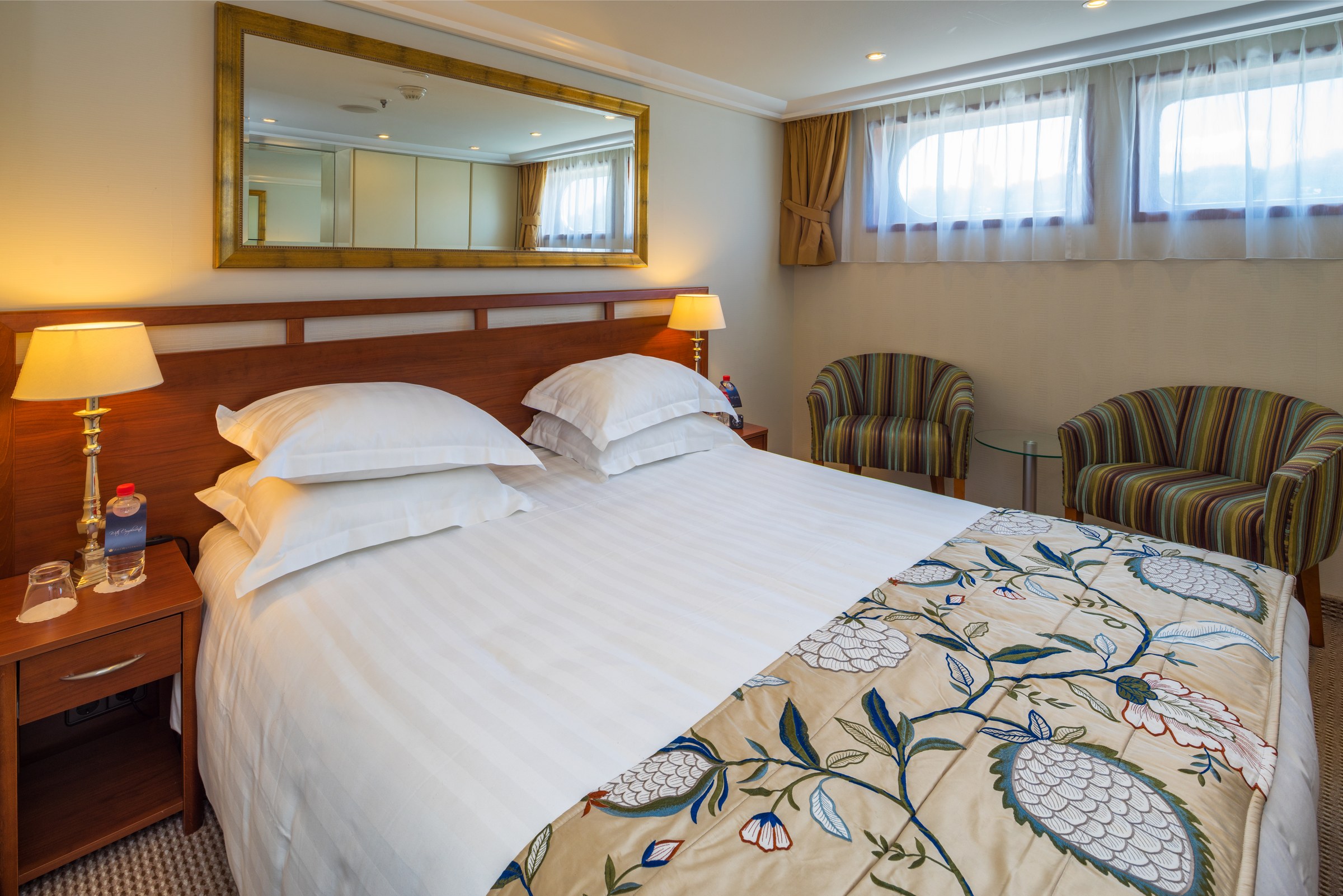 AmaDante Category D stateroom