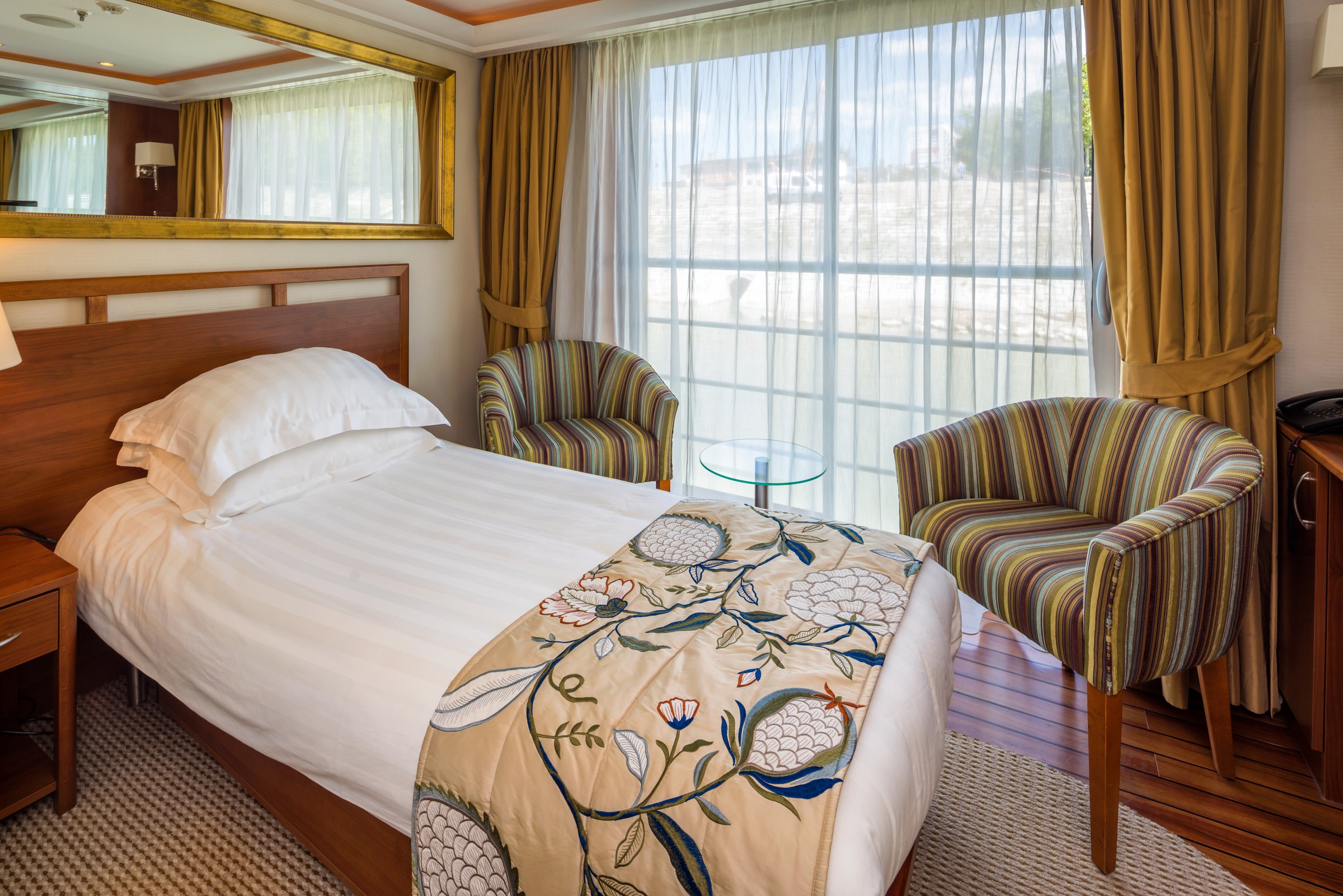 AmaDante single stateroom