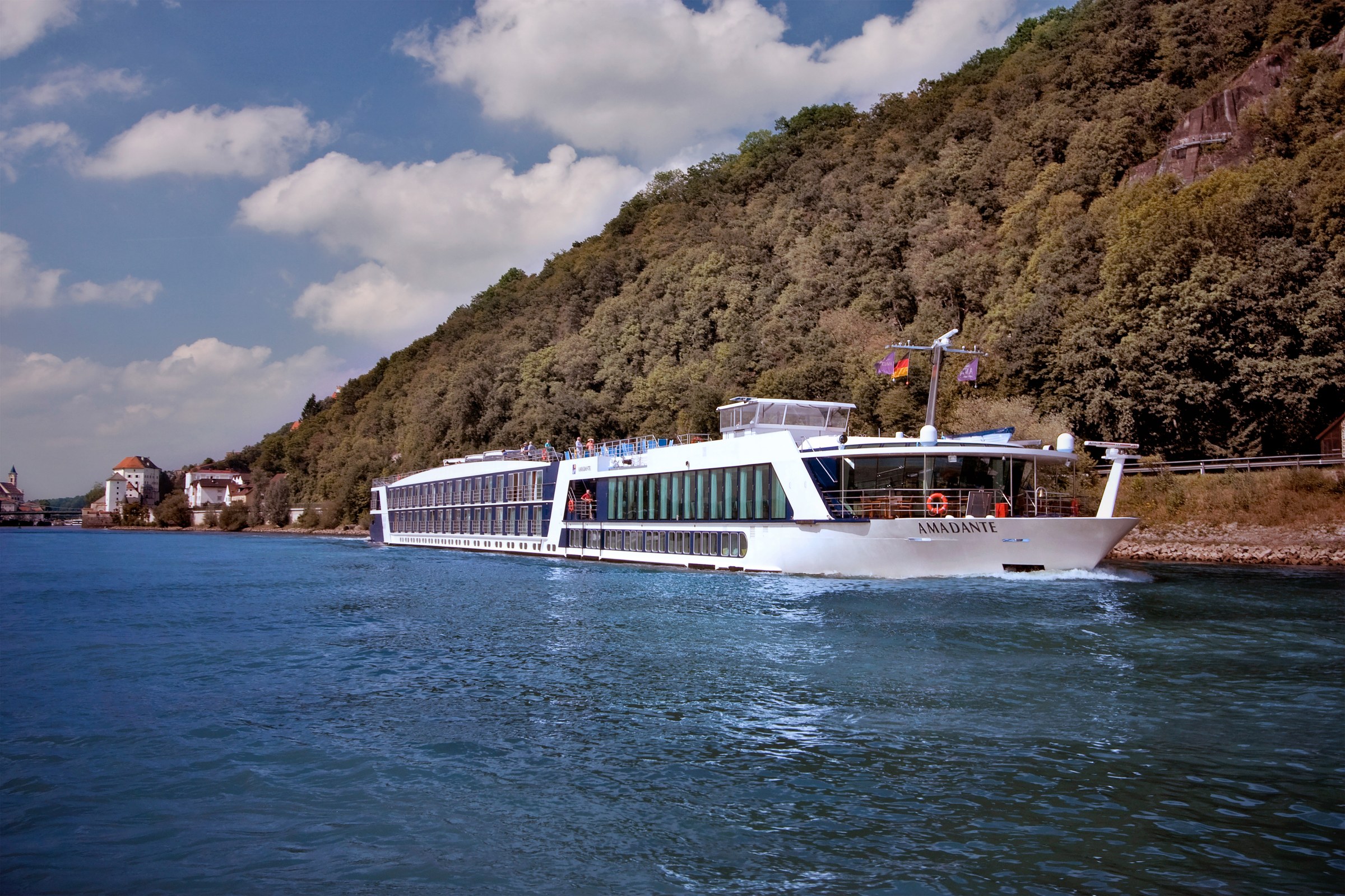 AmaDante sailing near Passau