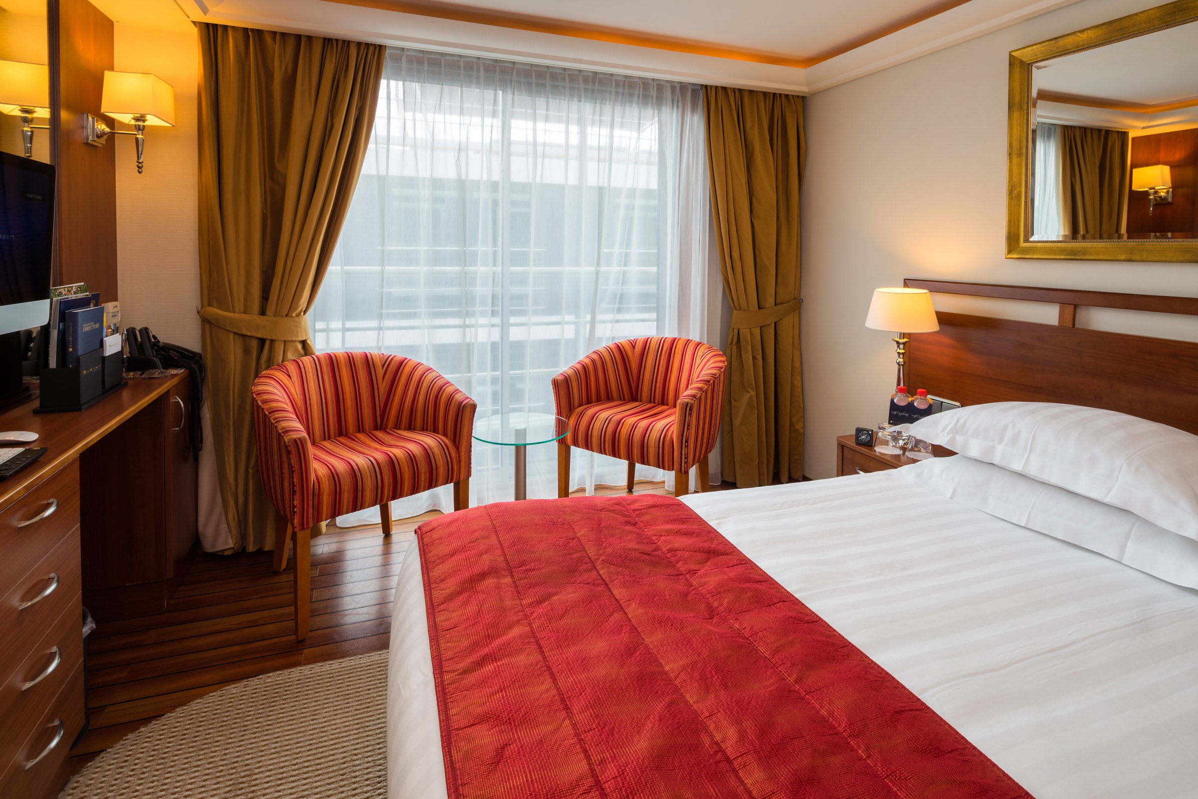 AmaLyra Category A stateroom