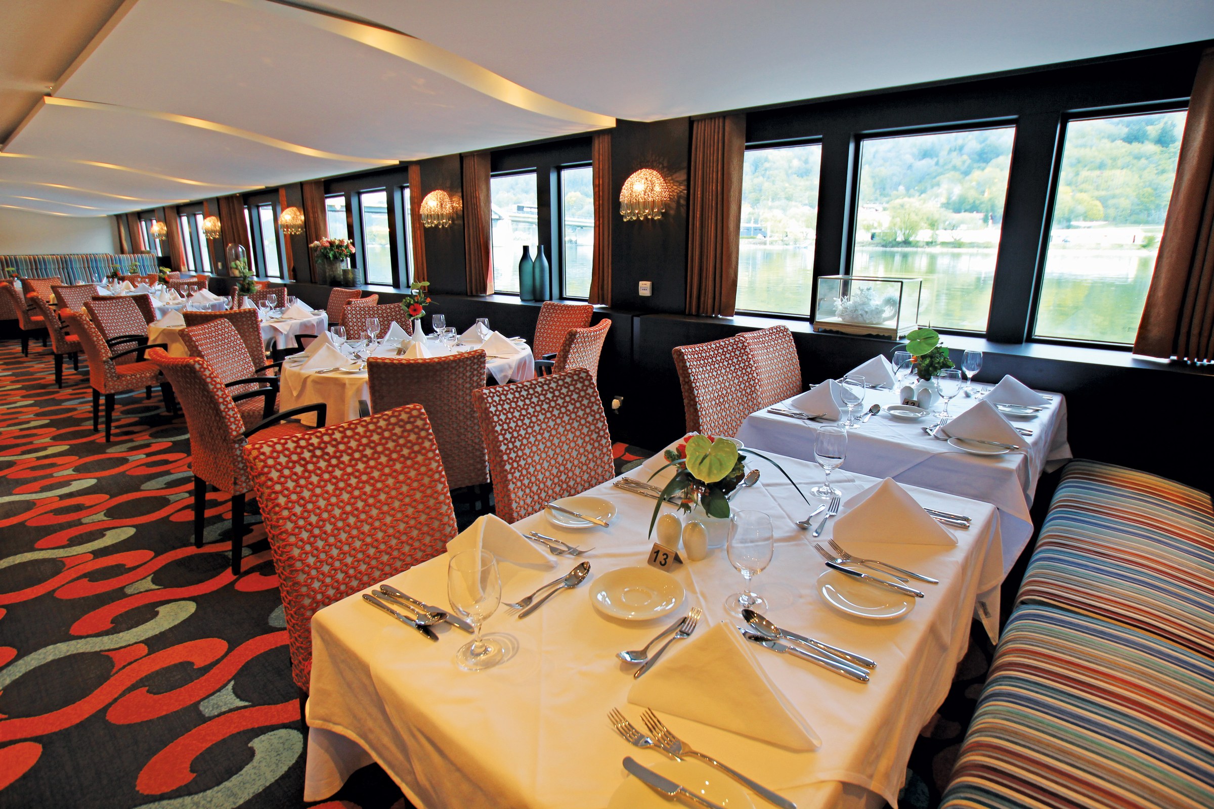 AmaReina main restaurant
