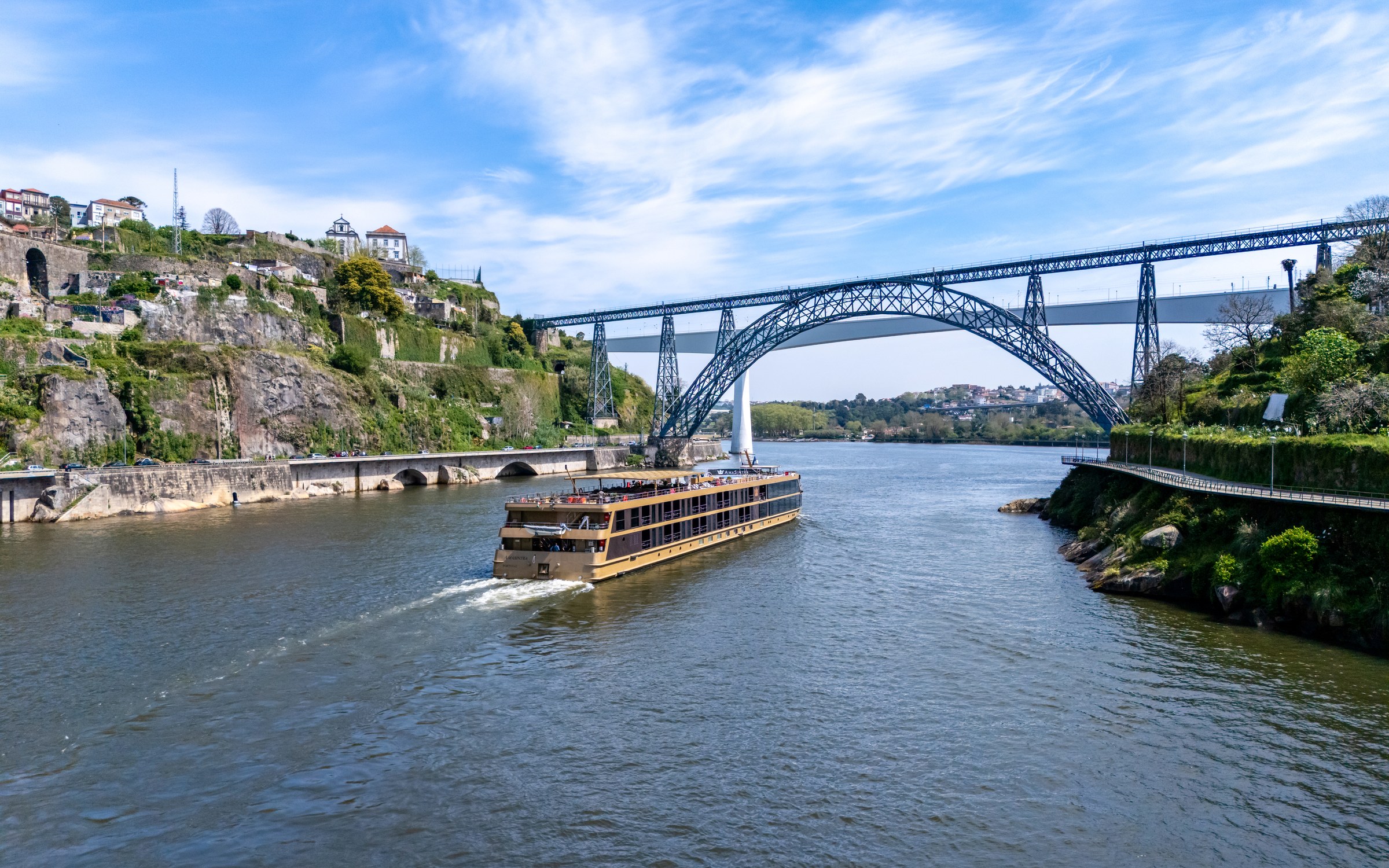 AmaSintra under the Dom Luís I Bridge in Porto