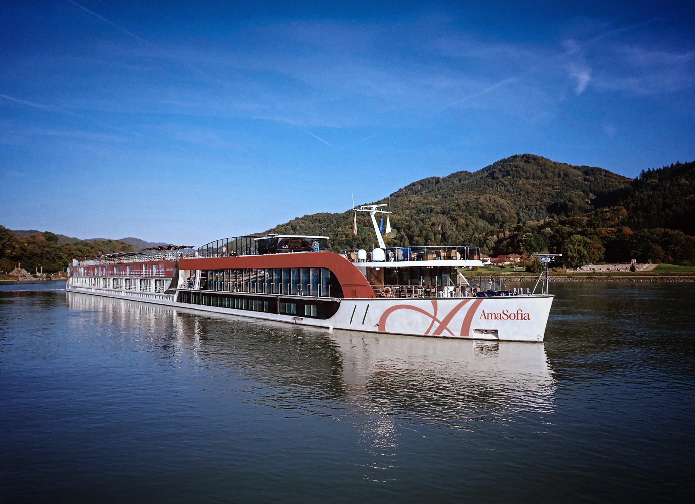 AmaSofia profile on the river
