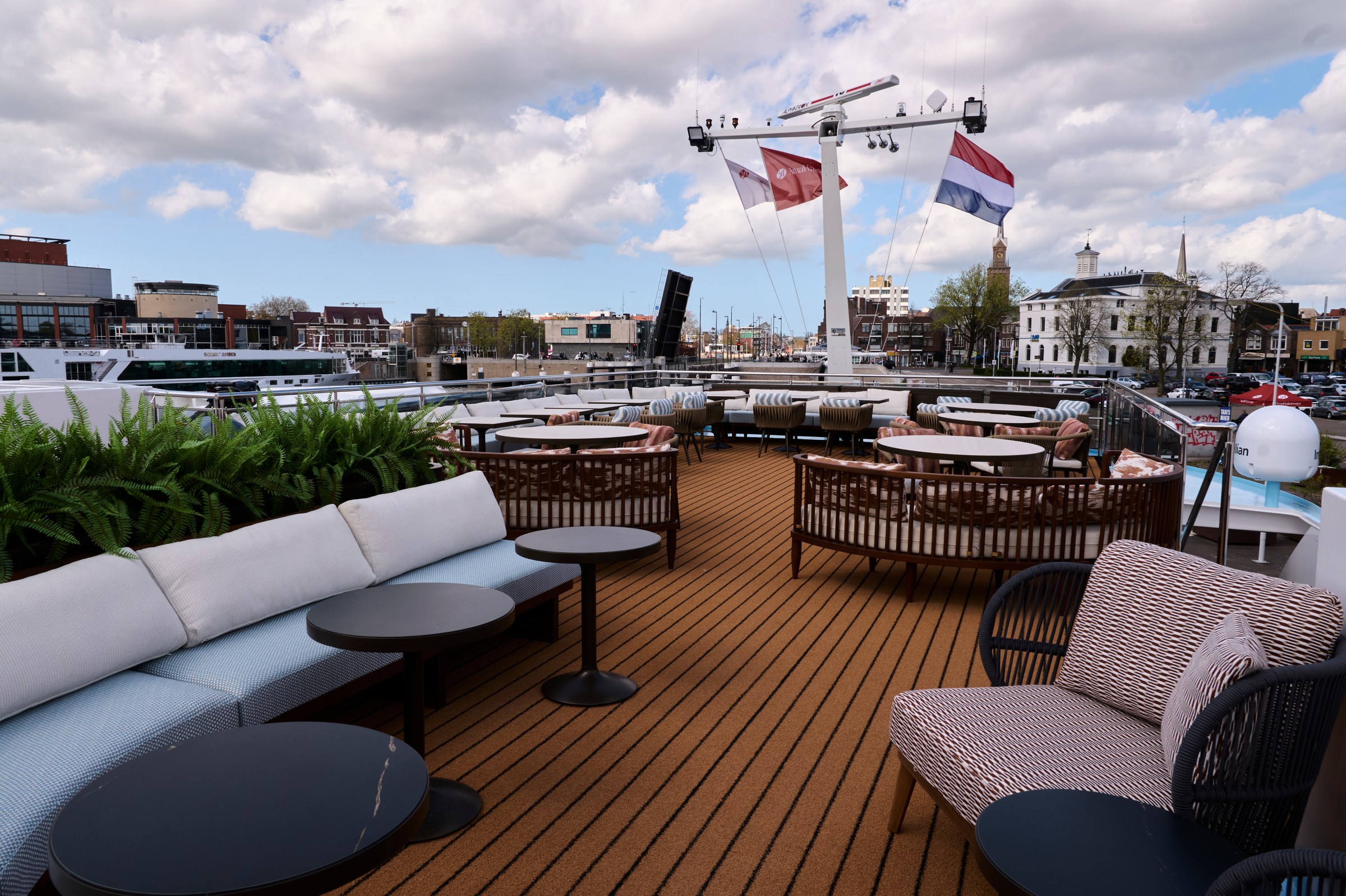 AmaSofia Sun Deck lounge