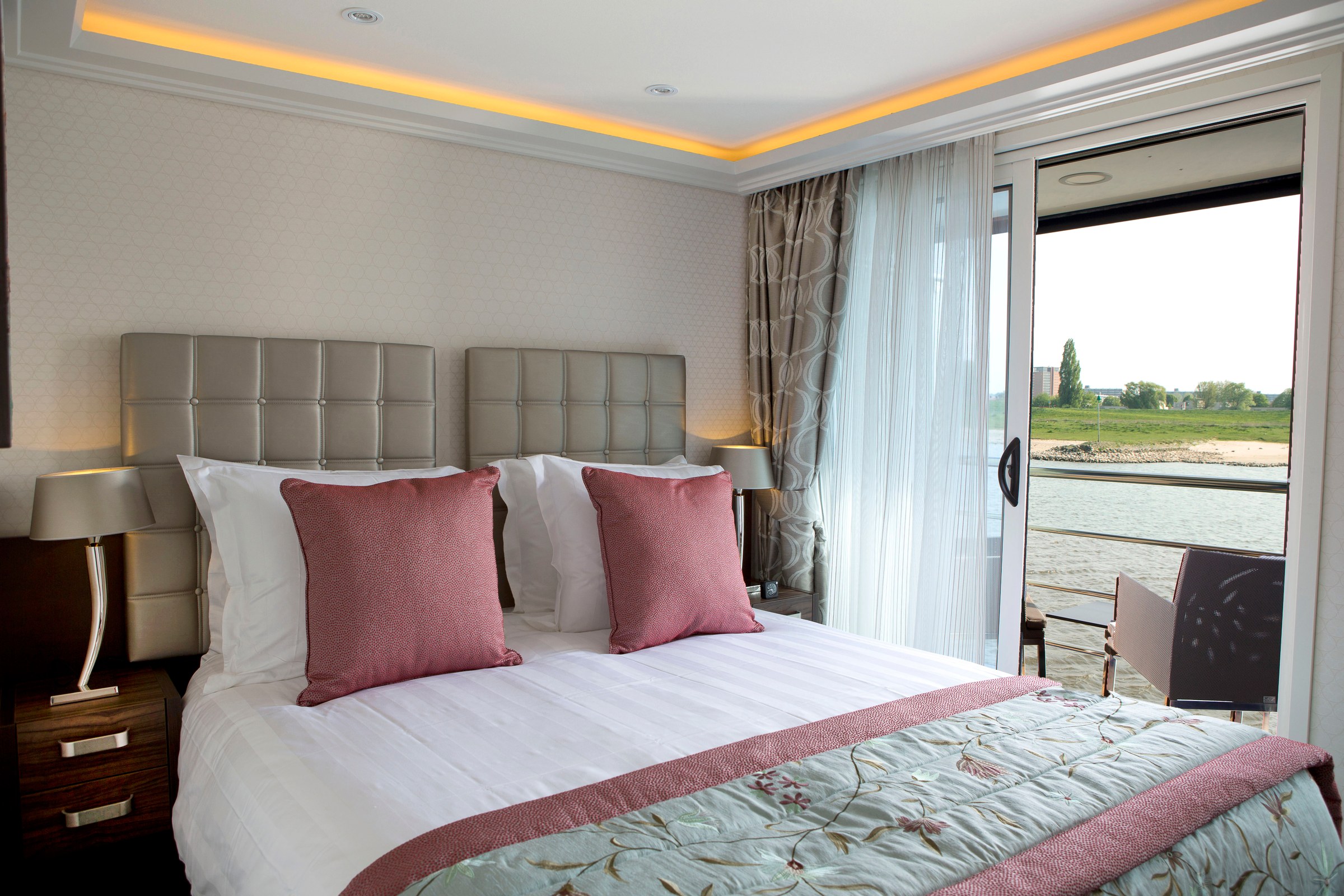 AmaSonata Category AA stateroom