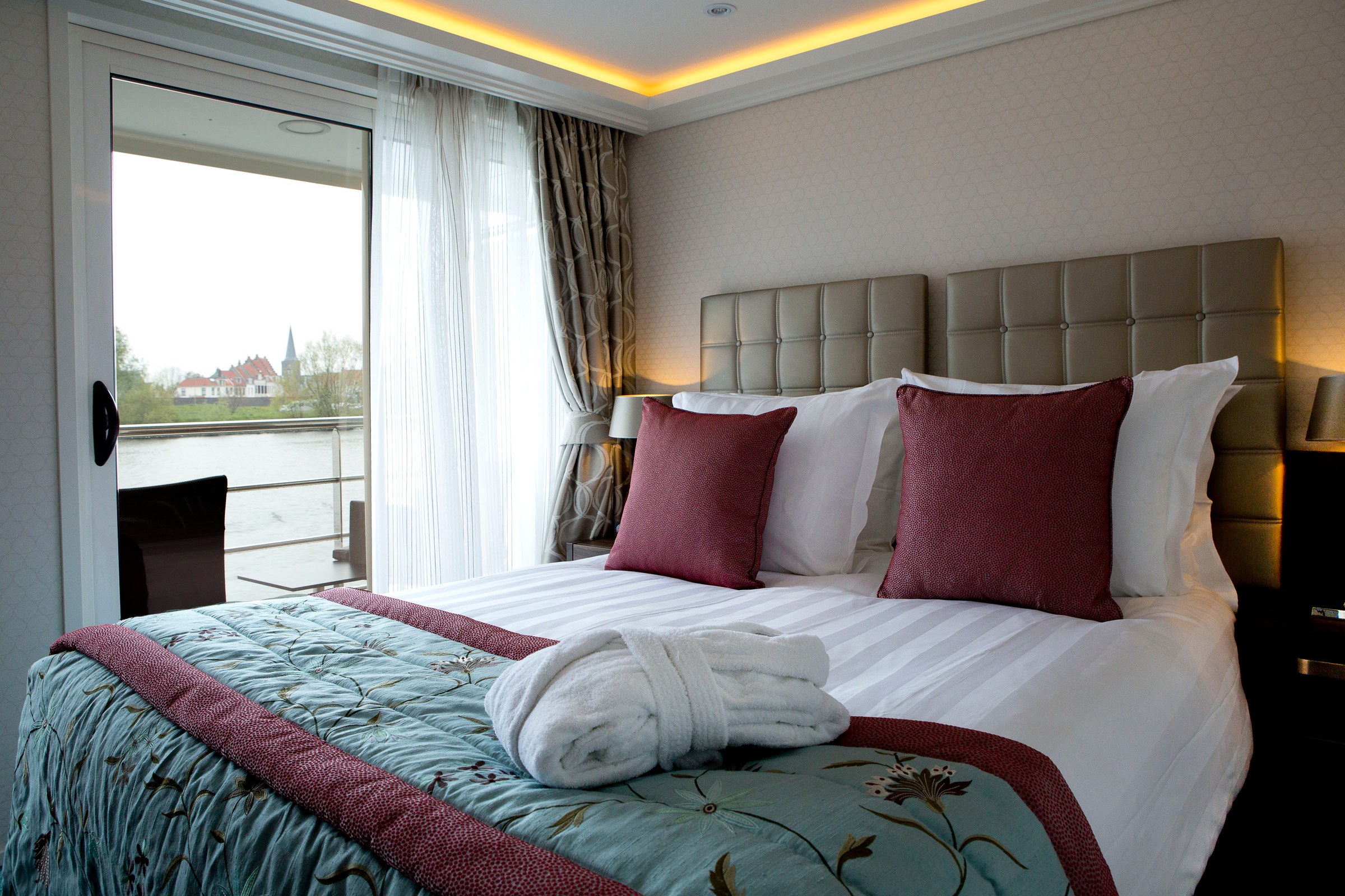 AmaSonata Category AB stateroom
