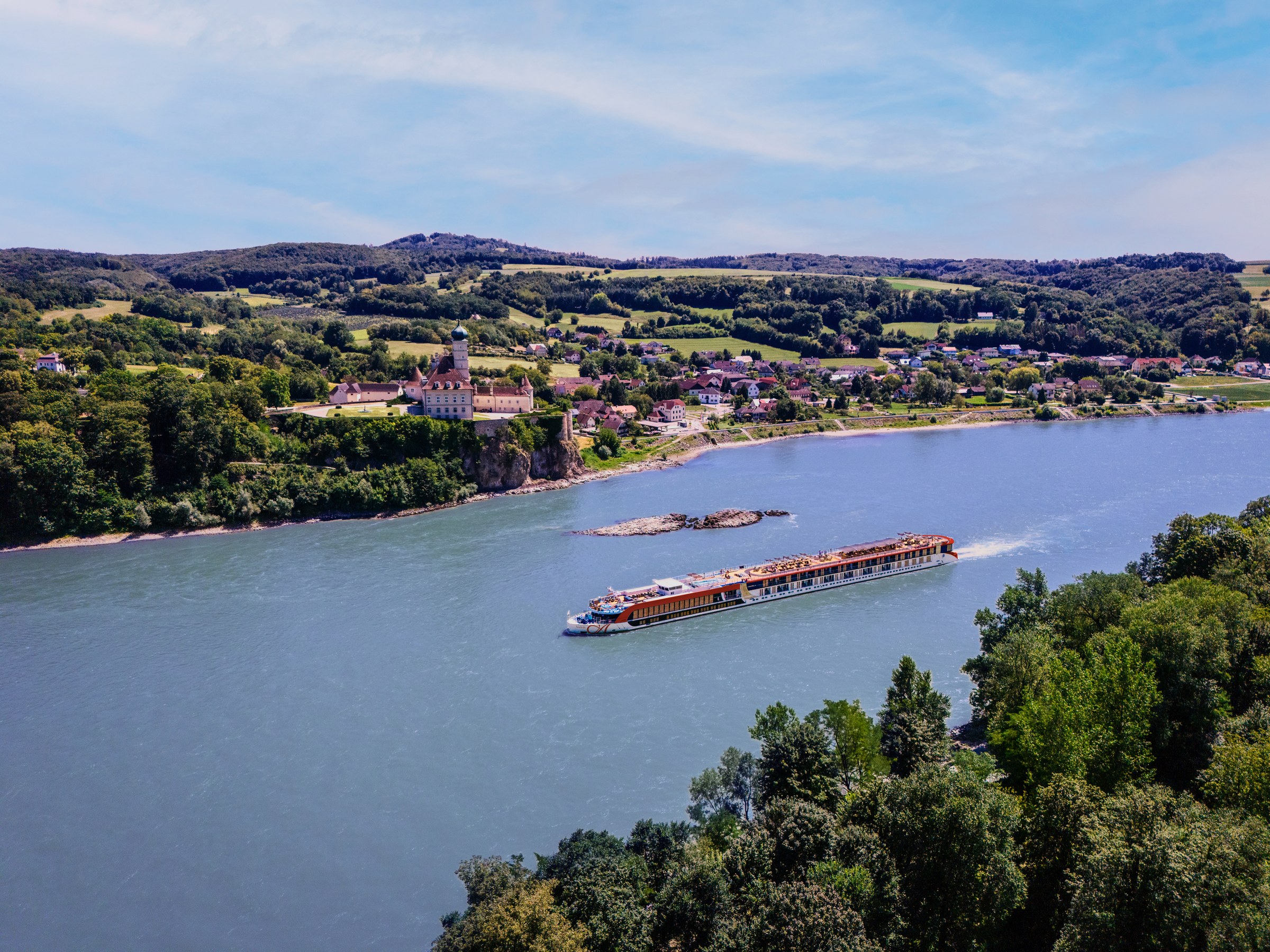AmaStella aerial view near Schönbühel Castle