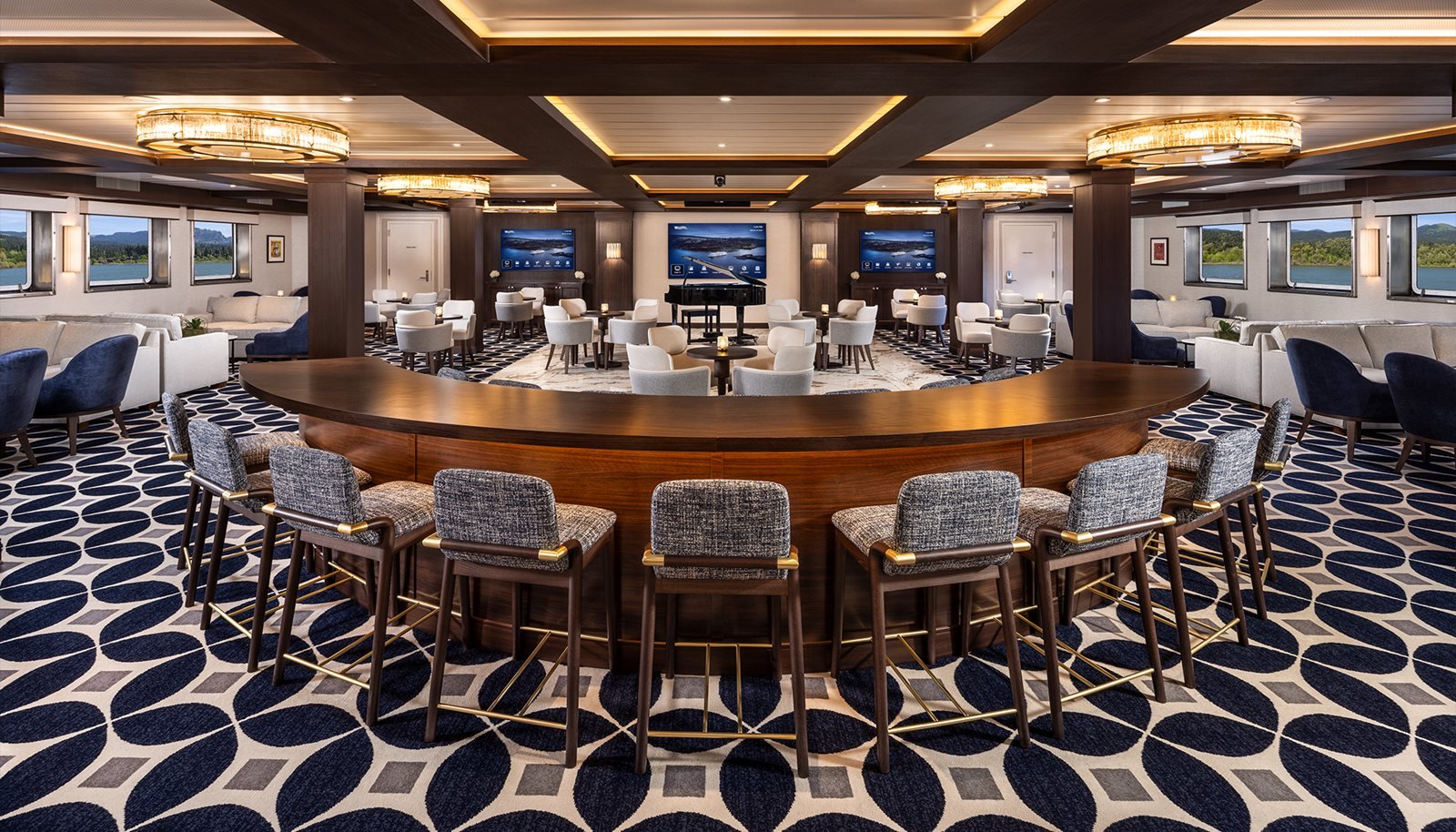 American Encore lounge