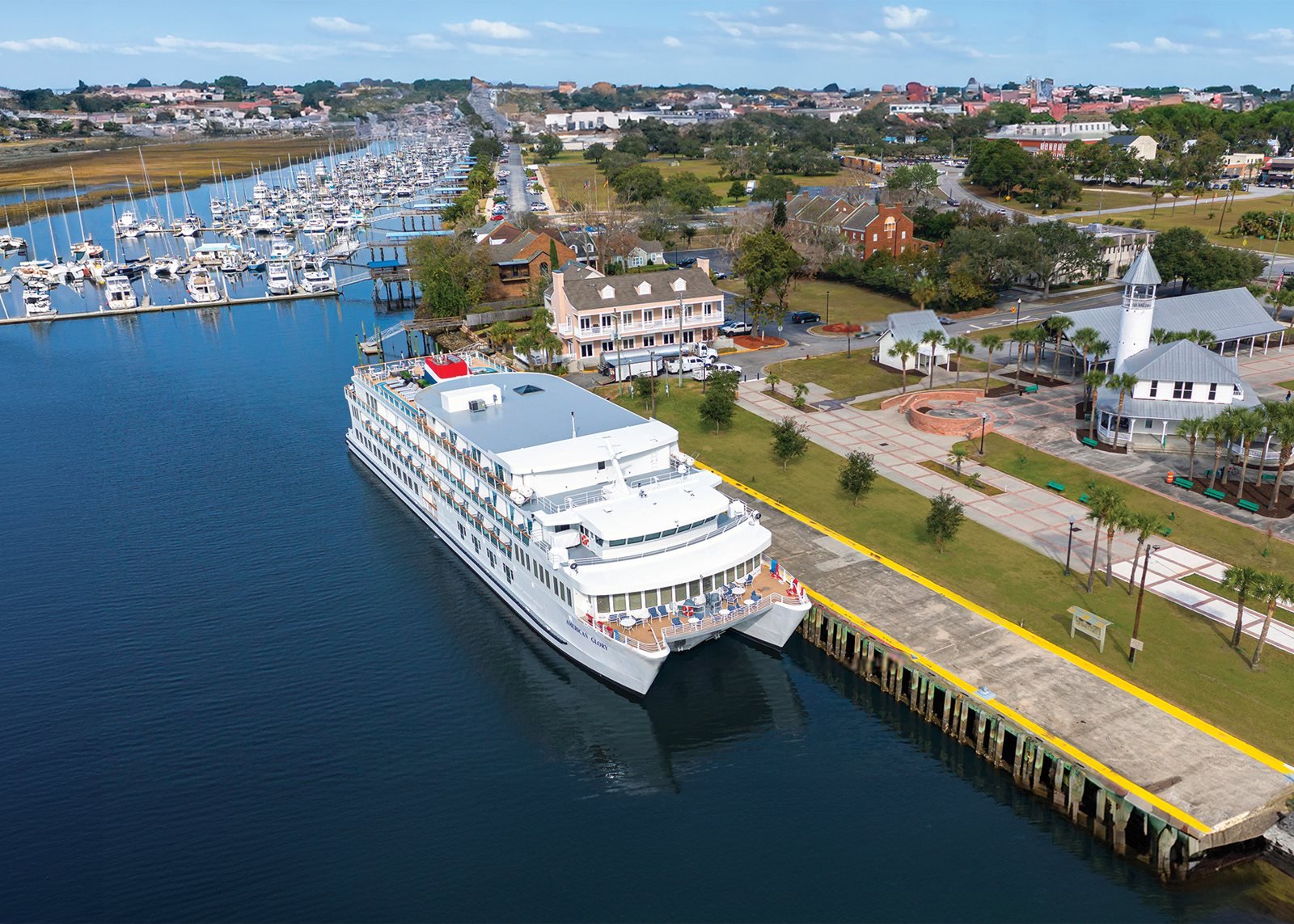 American Glory exterior