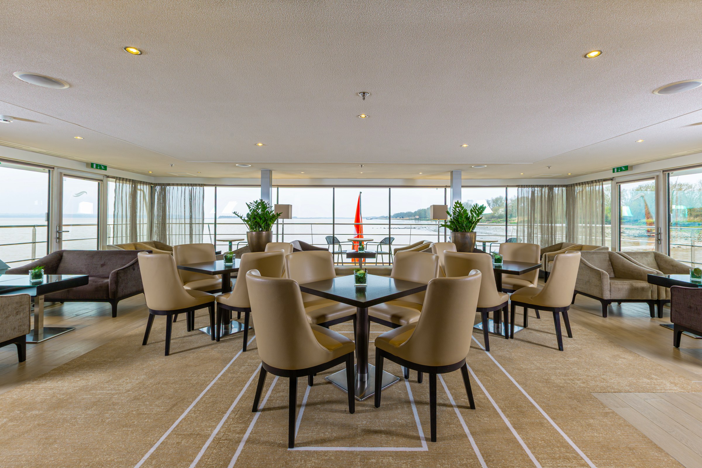Avalon Artistry II Club Lounge Update