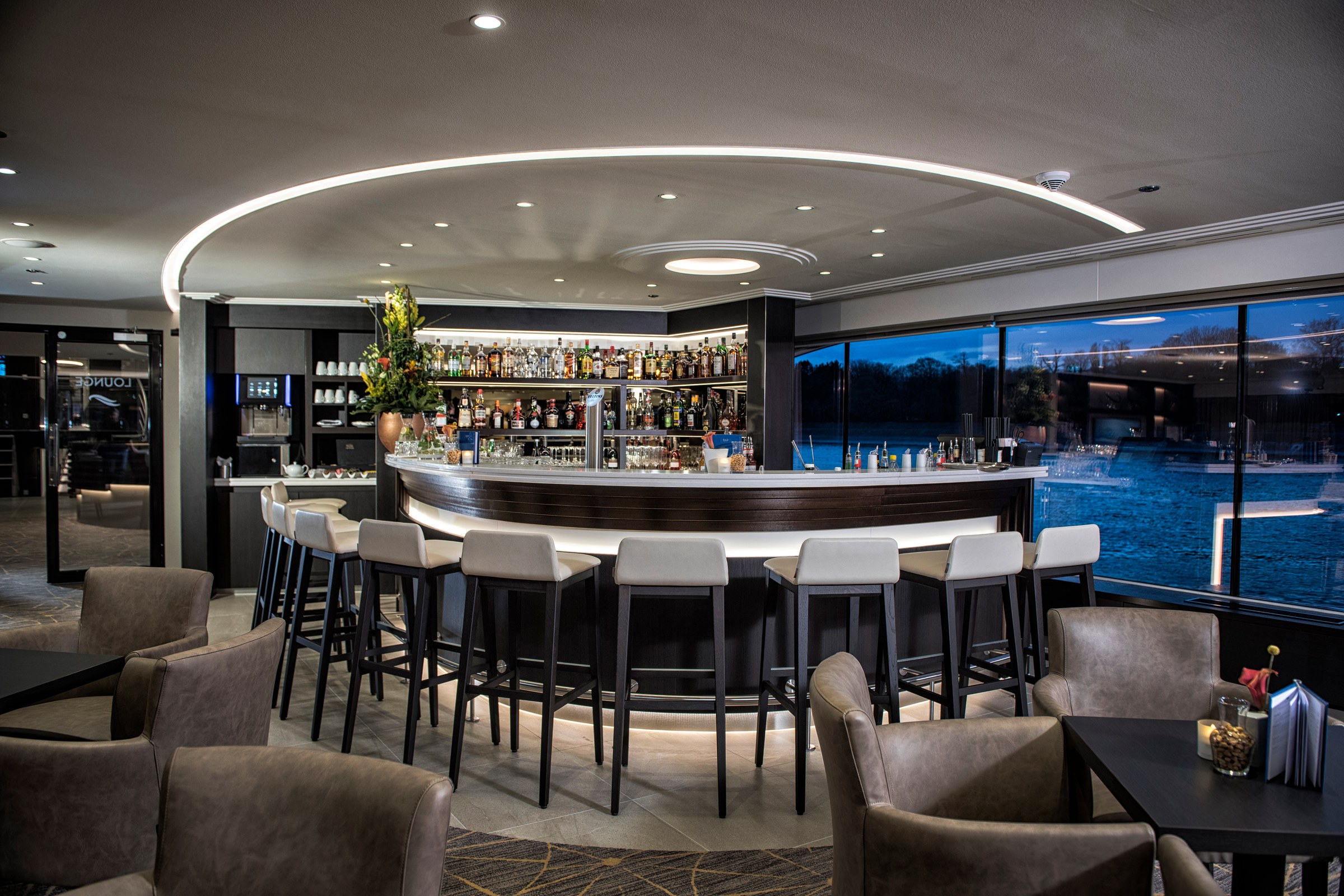 Avalon Envision Bar