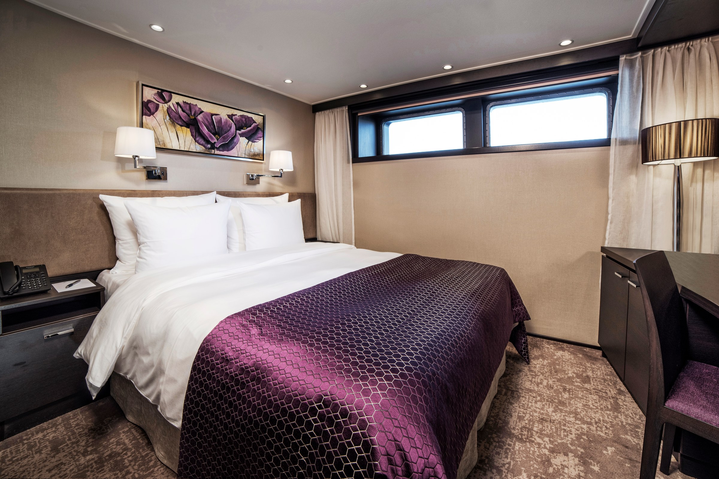 Avalon Envision Deluxe Stateroom