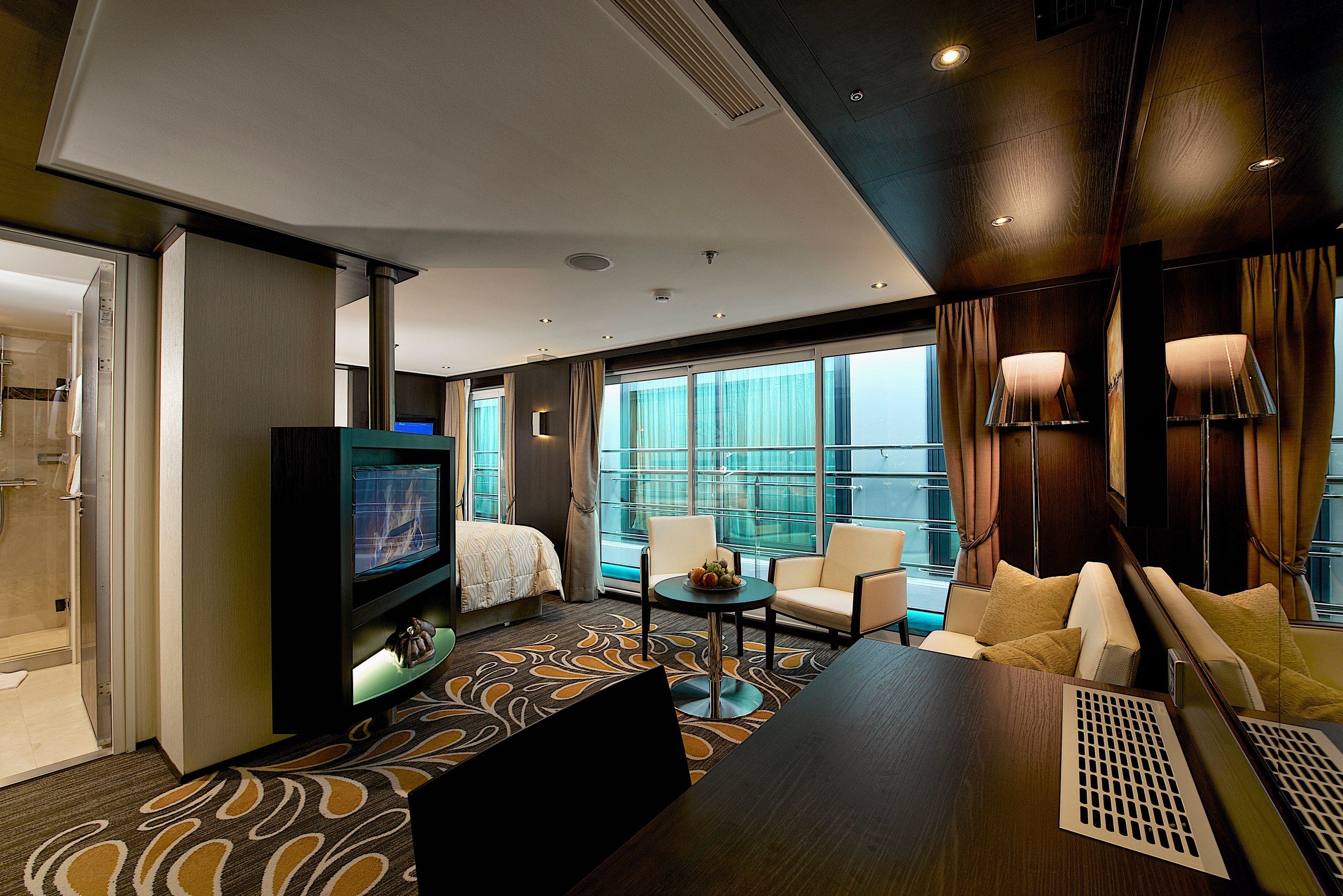 Avalon Expression Royal Suite