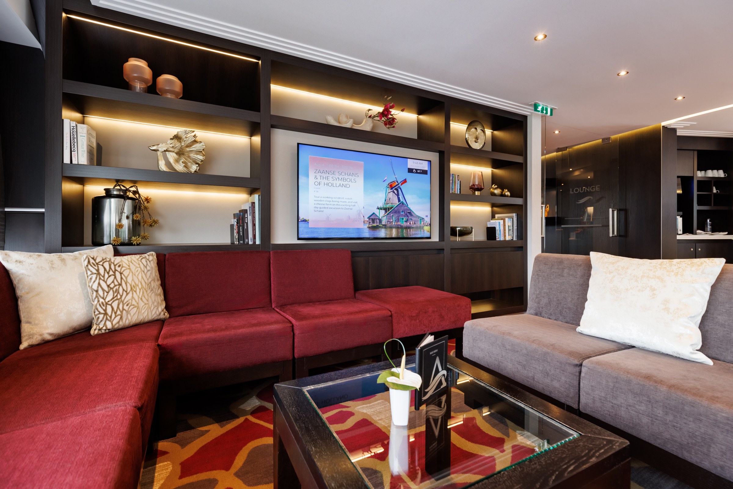 Avalon Imagery II Panorama Lounge