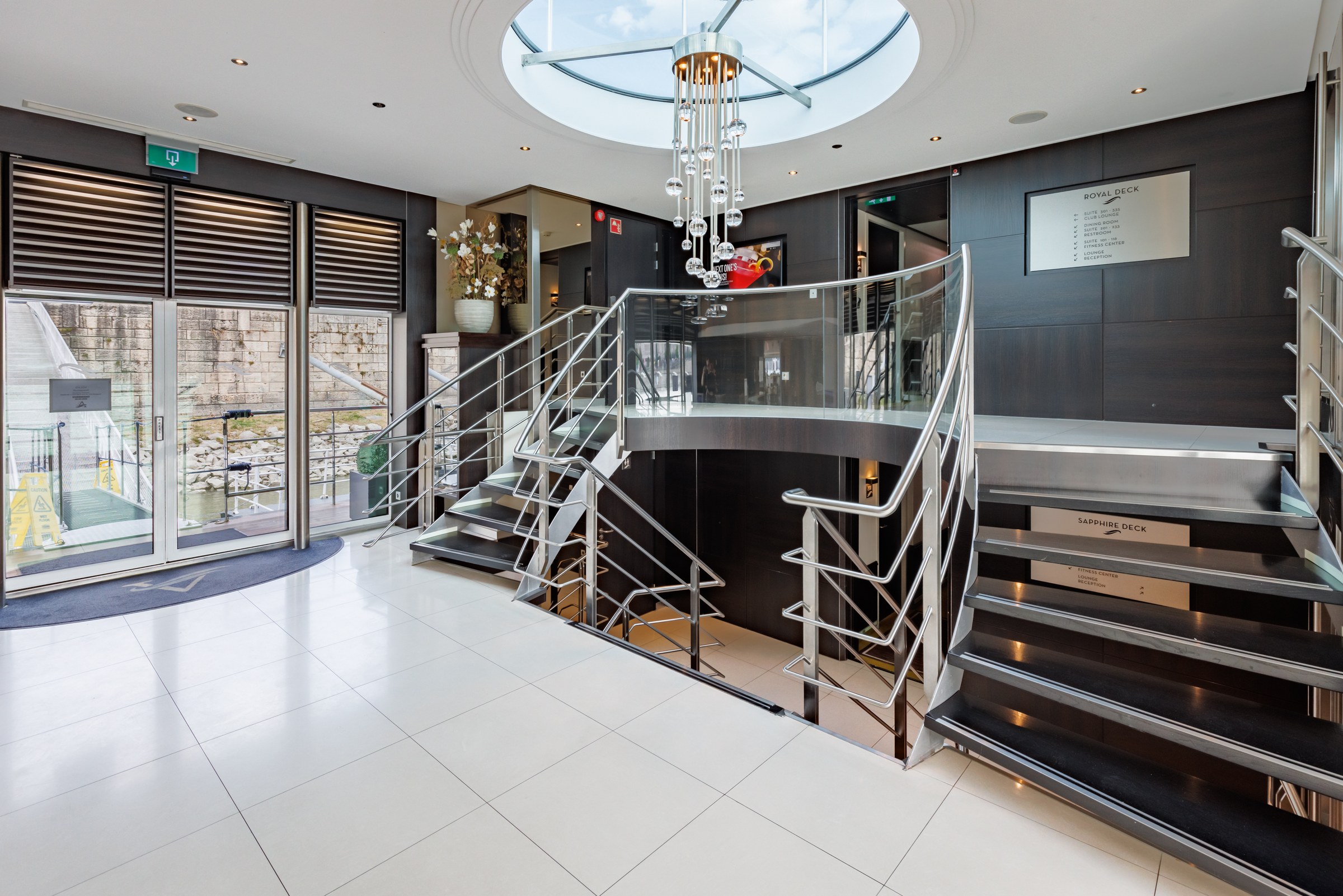 Avalon Impression Lobby