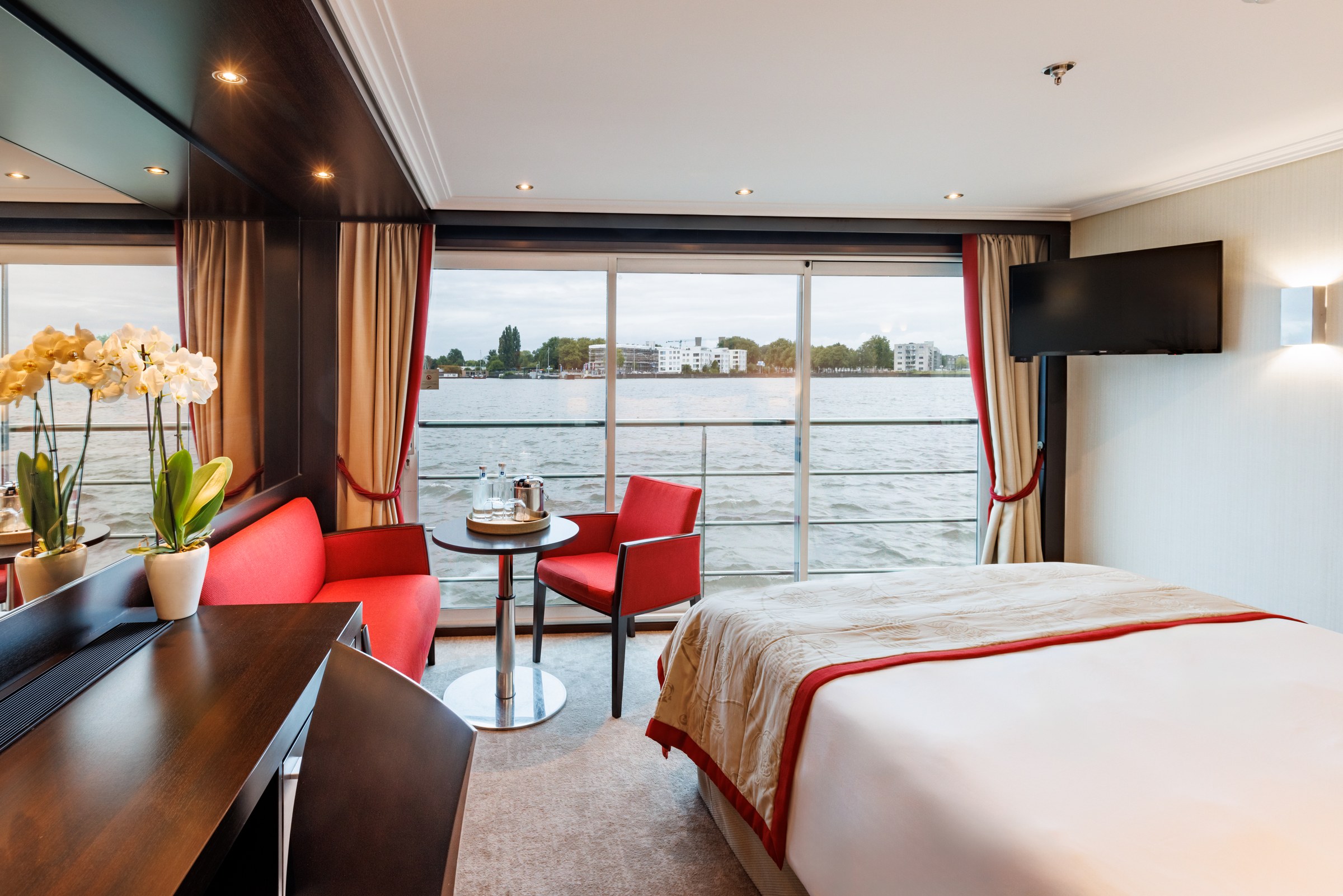 Avalon Panorama ship Suite