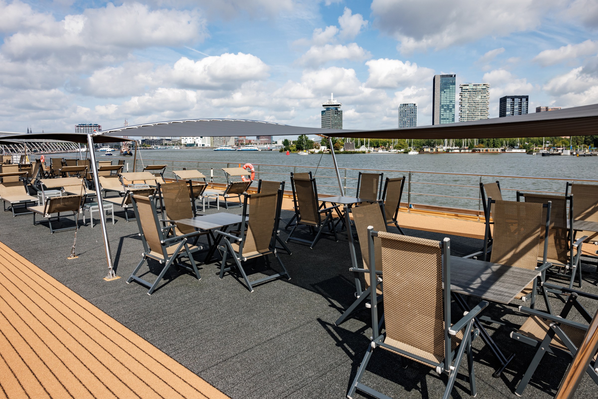 Avalon Panorama ship Sky Deck