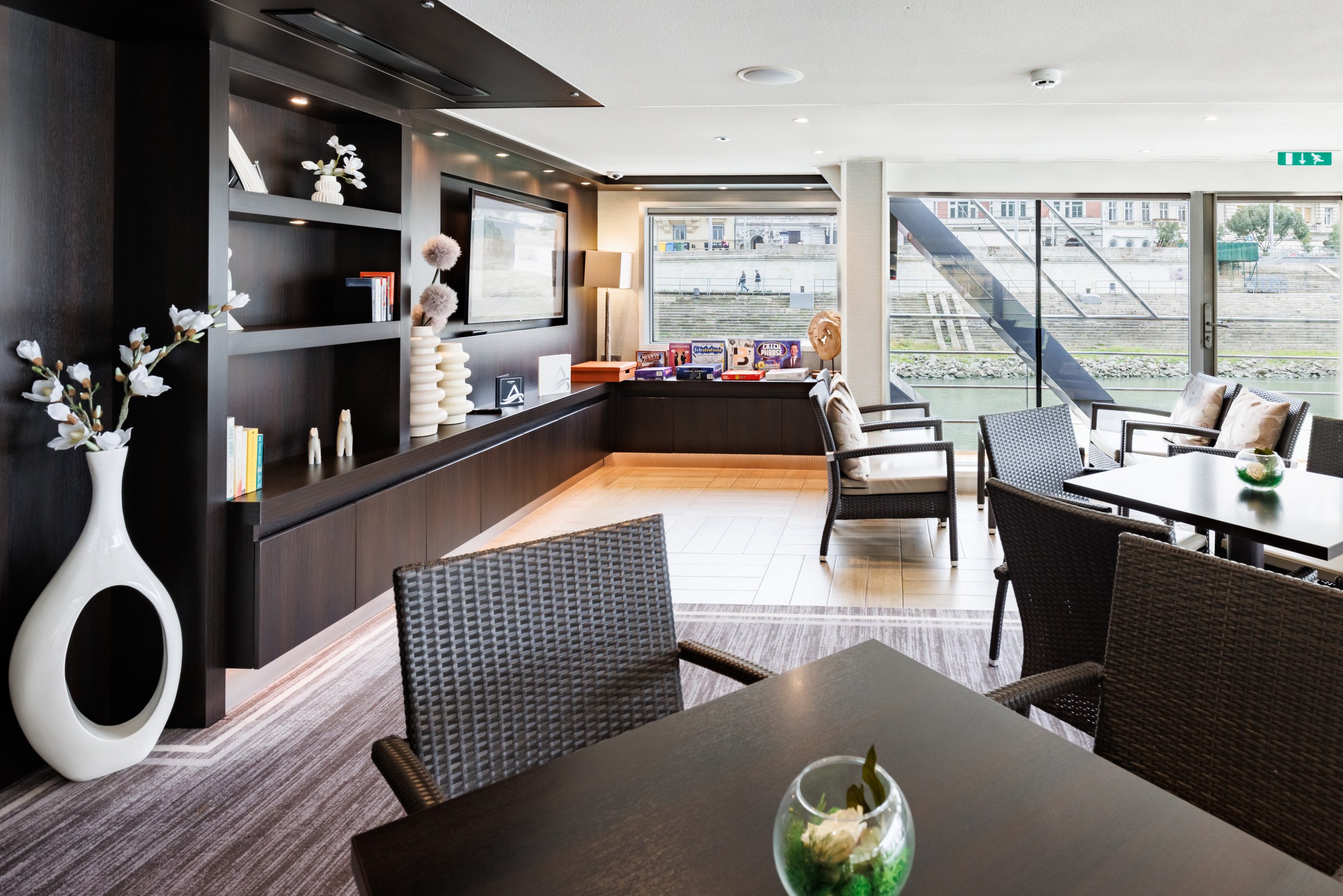 Avalon Passion Club Lounge