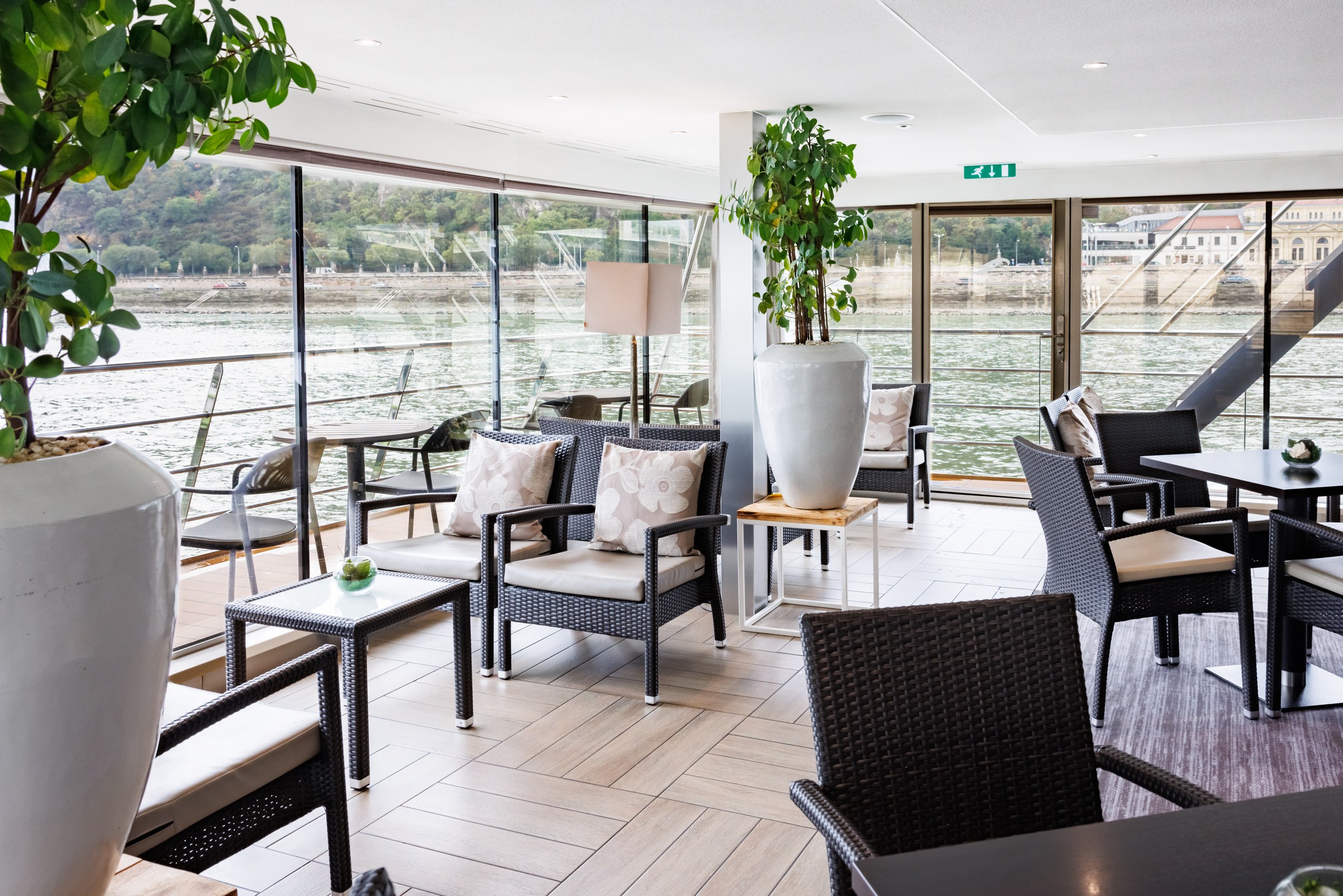 Avalon Passion Club Lounge