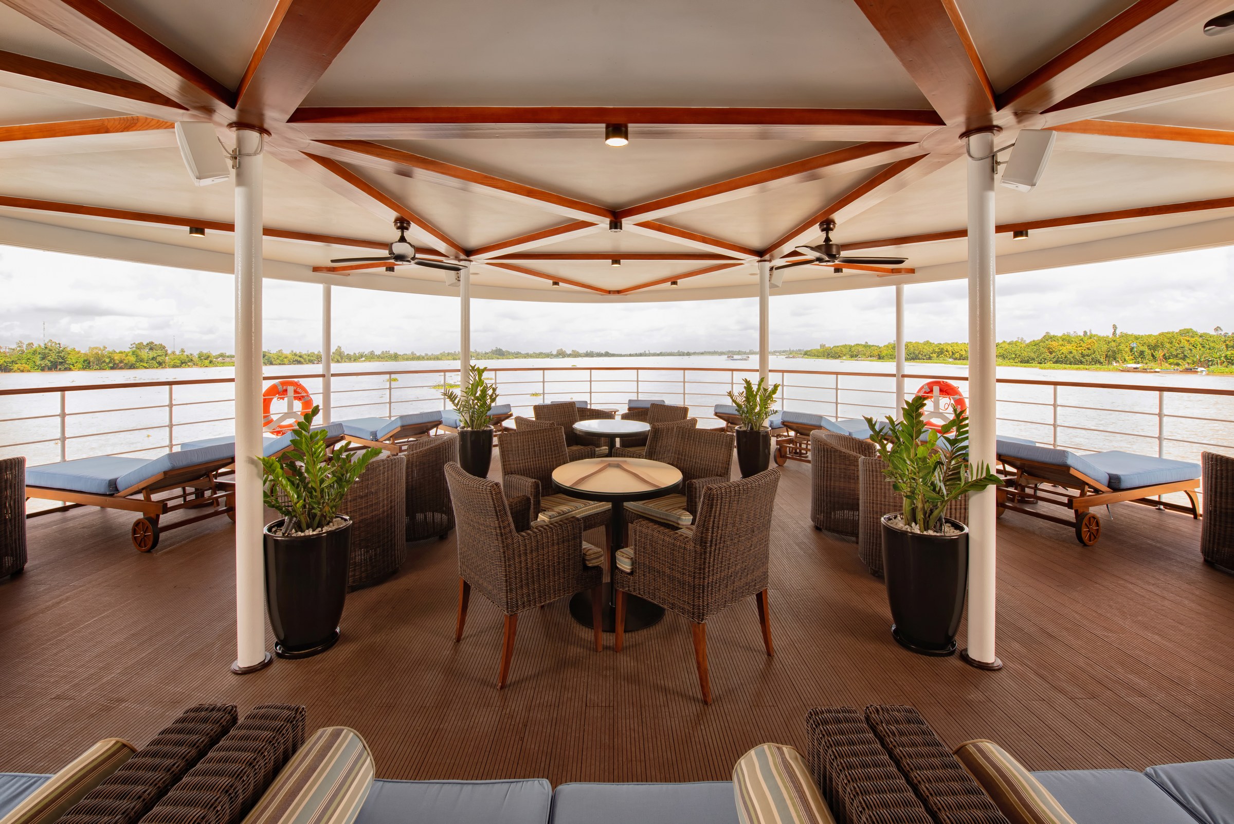 Avalon Saigon Observation Lounge