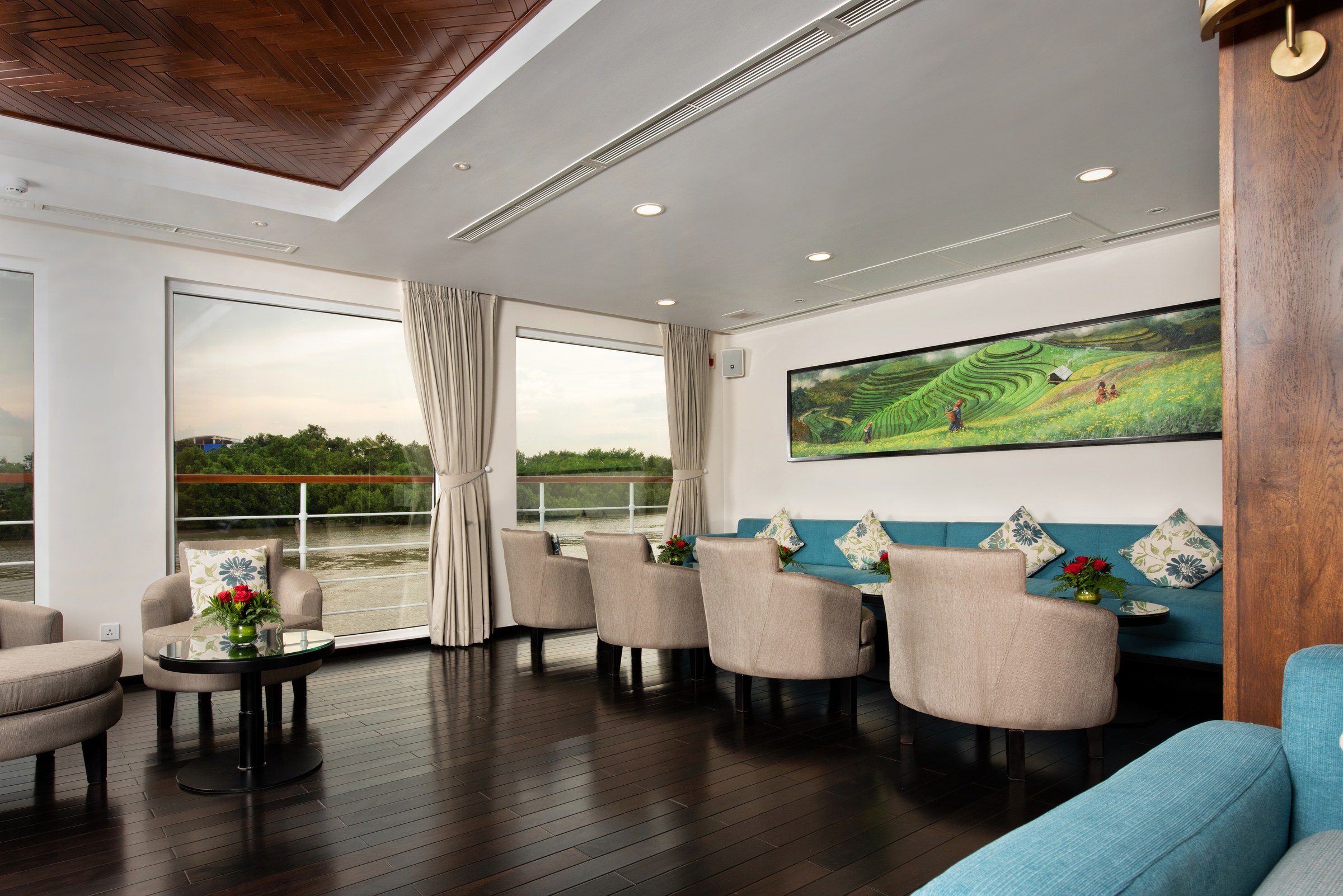Avalon Saigon Panorama Lounge