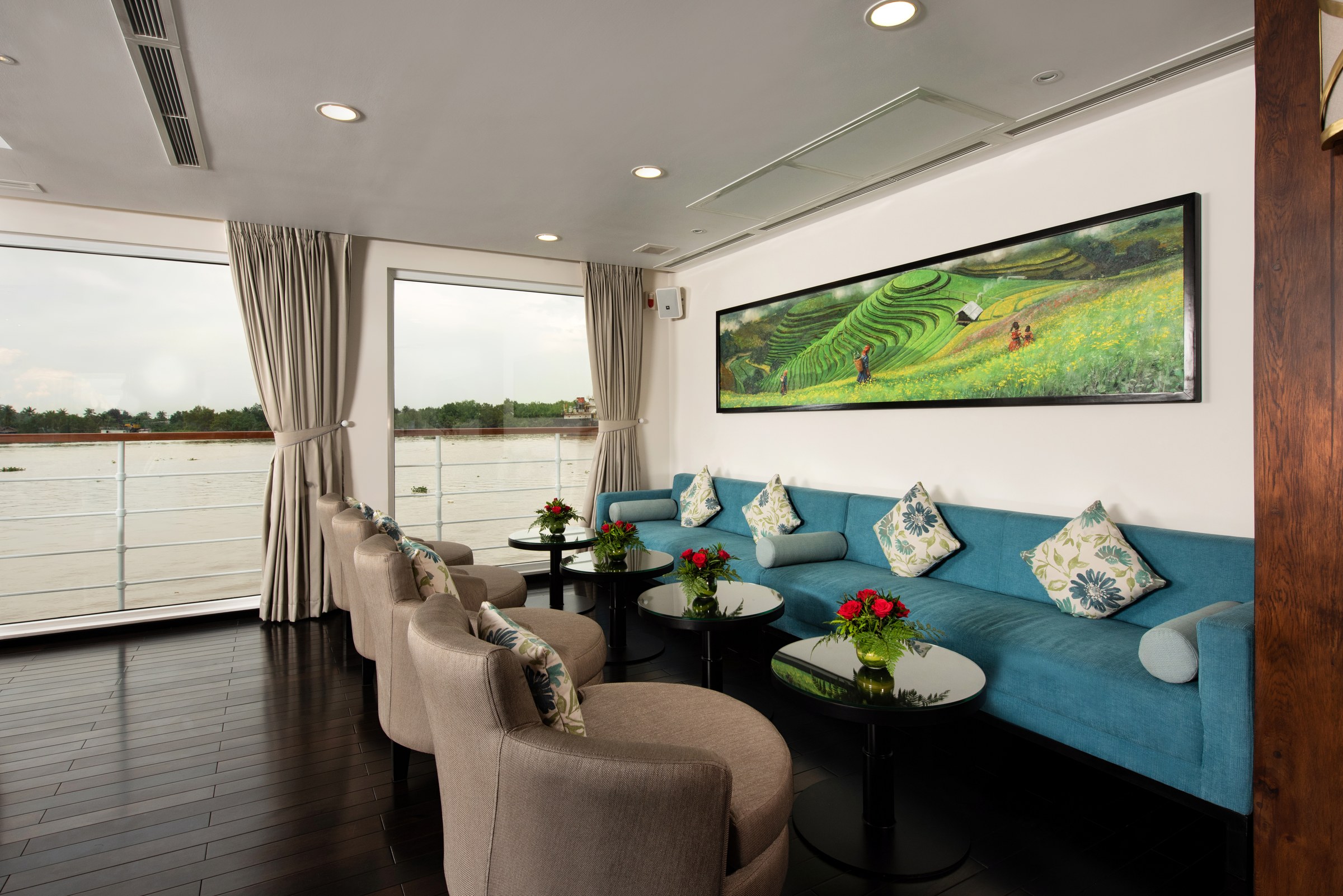 Avalon Saigon Panorama Lounge
