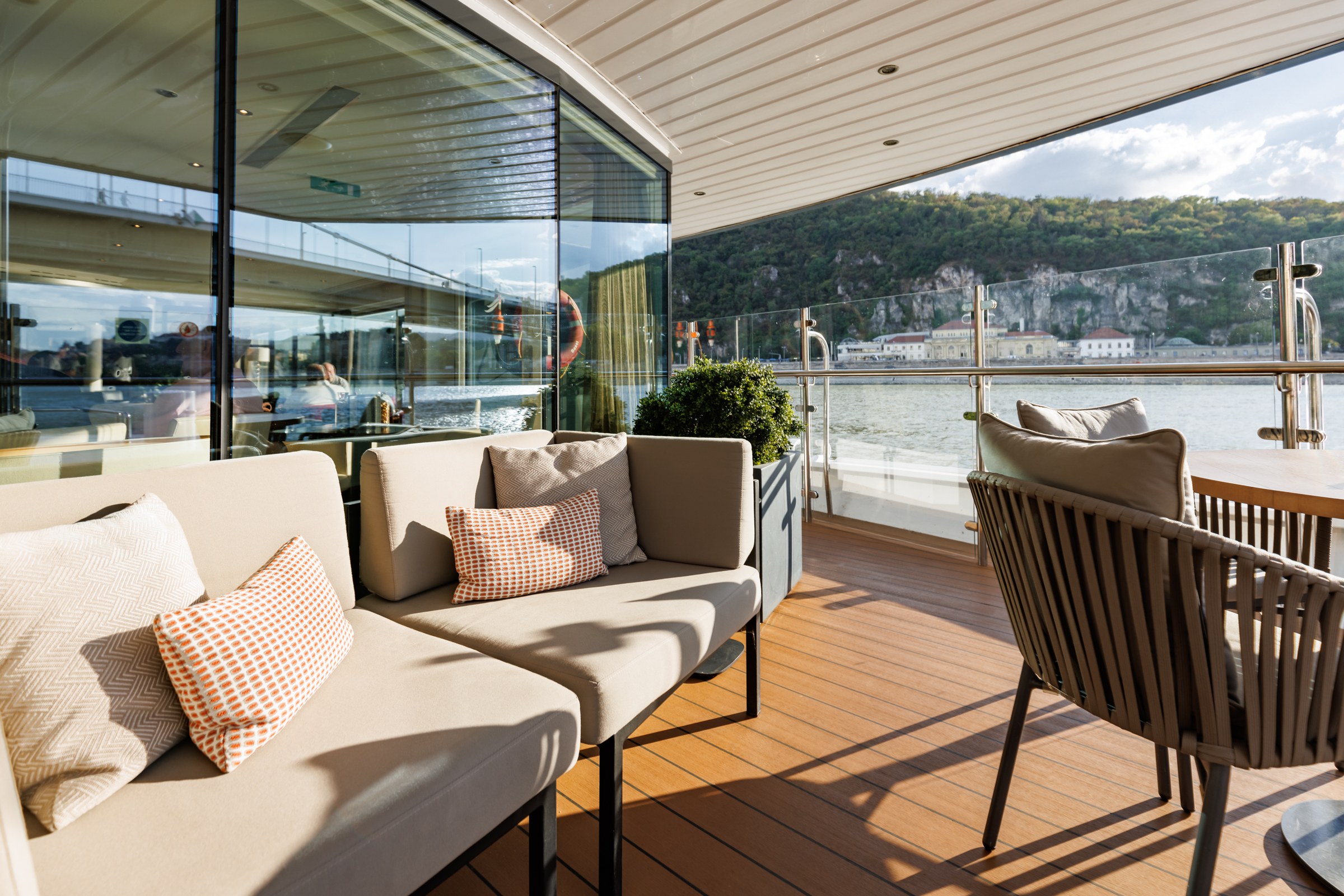 Avalon Tranquility II Observation Lounge