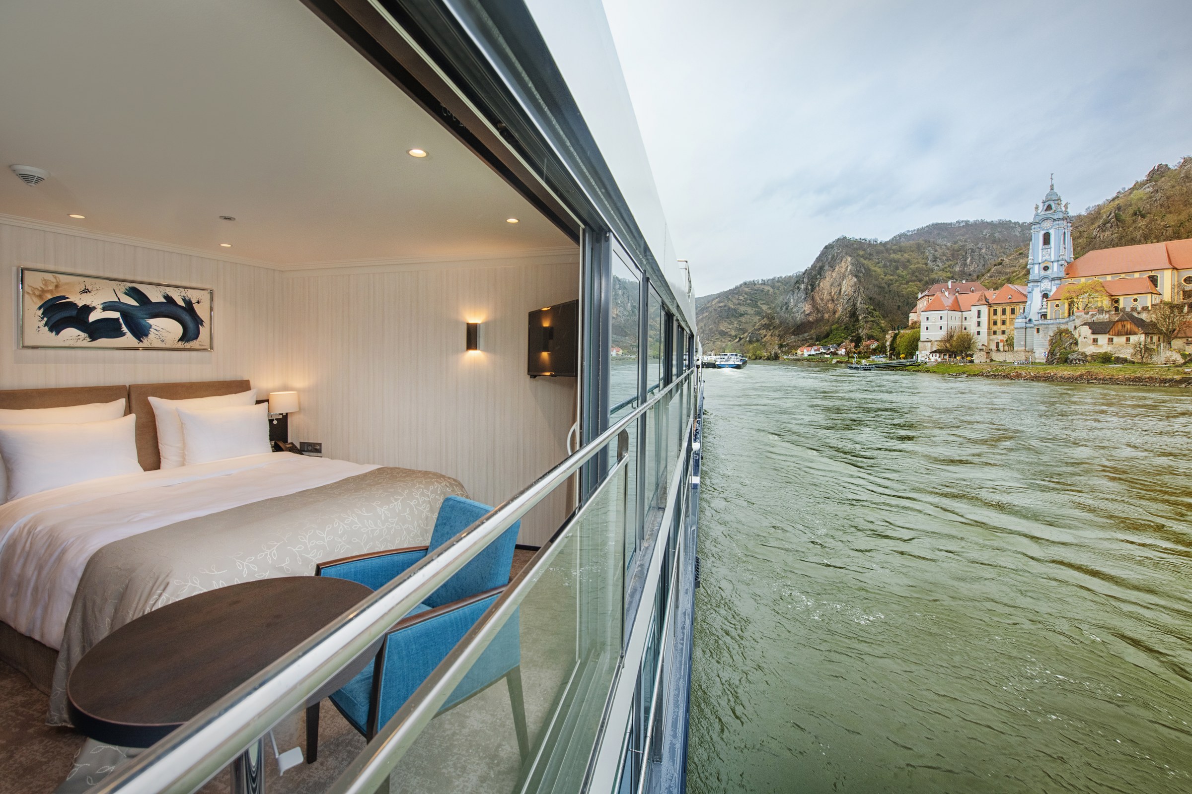 Avalon View Panorama Suite