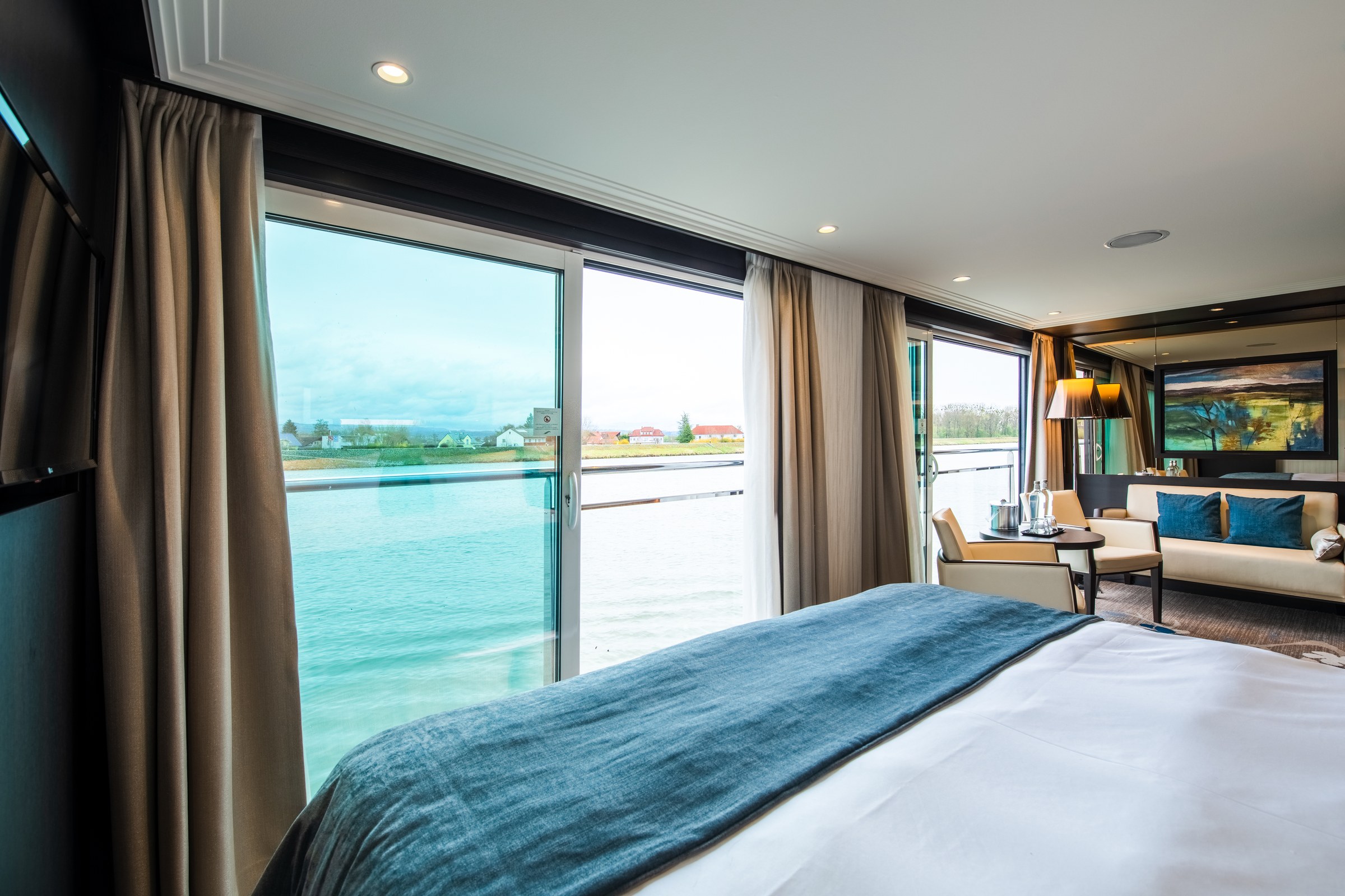 Avalon View Royal Suite