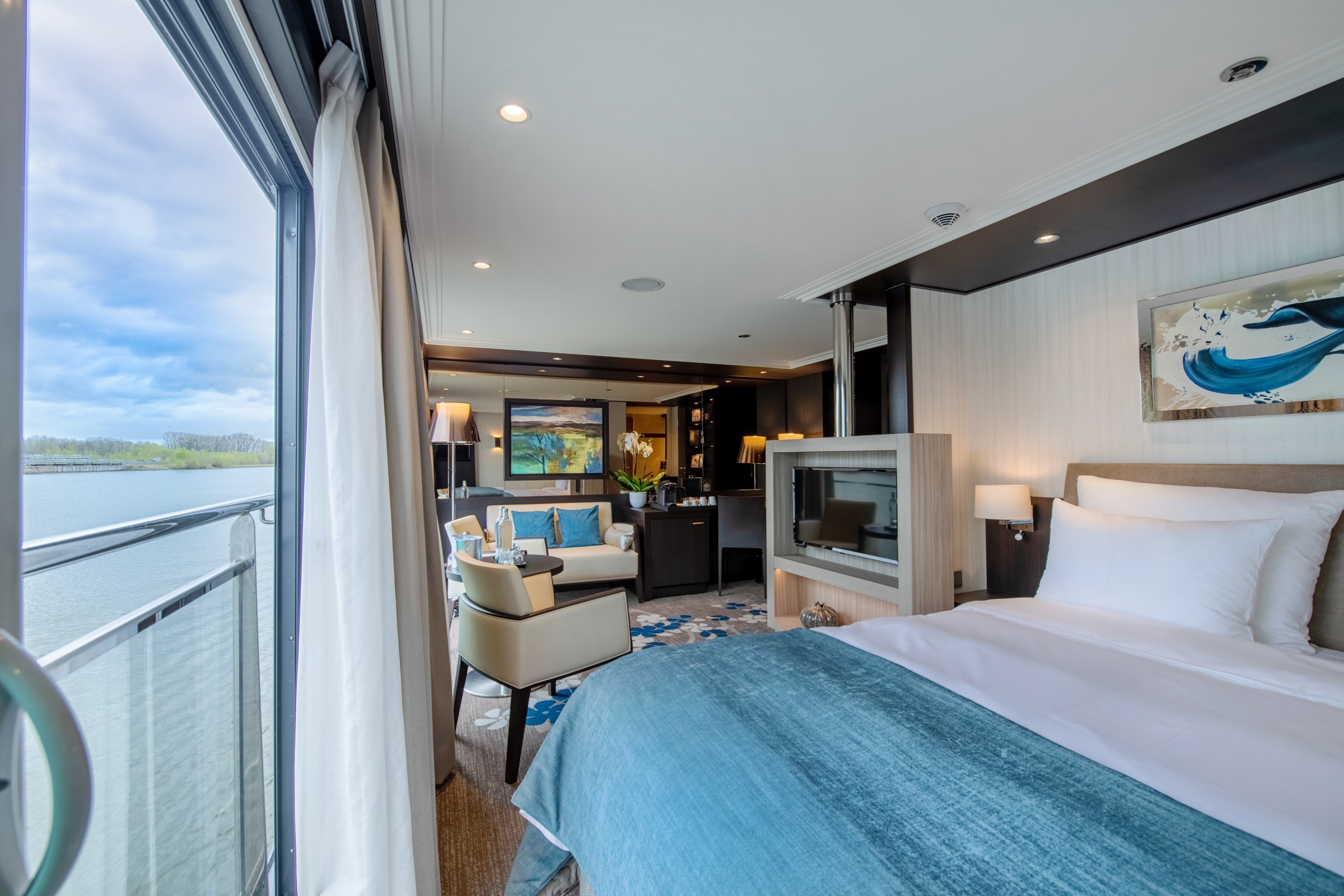 Avalon View Royal Suite