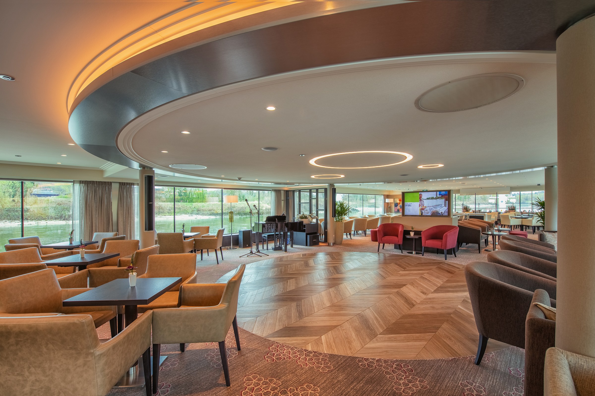 Avalon View Panorama Lounge
