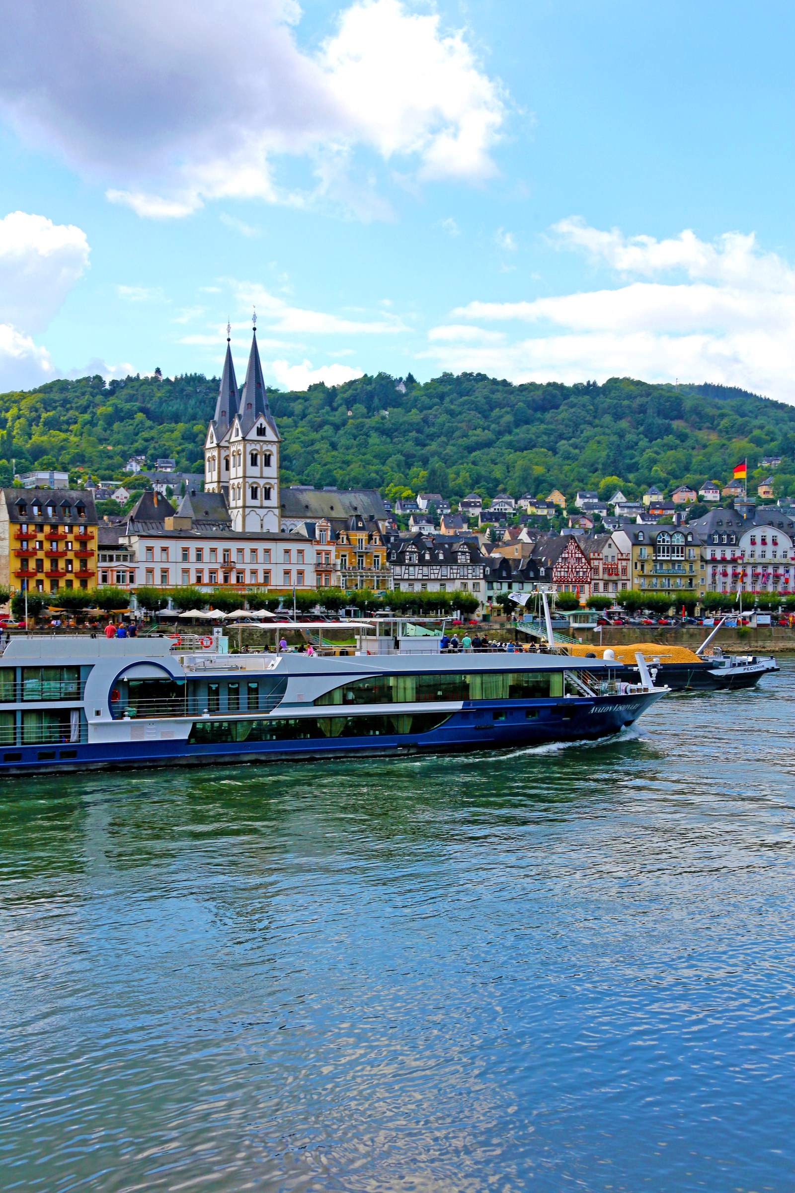 Avalon Visionary river cruise ship exterior