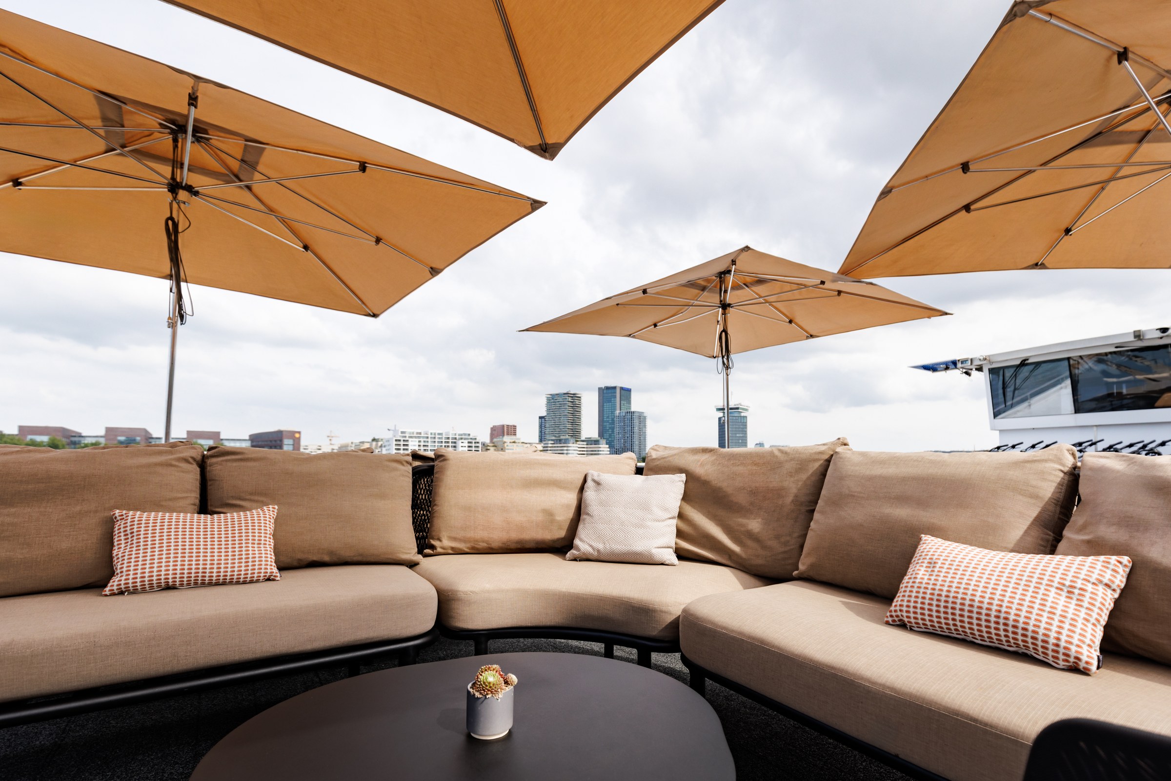 Avalon Vista Sky Deck