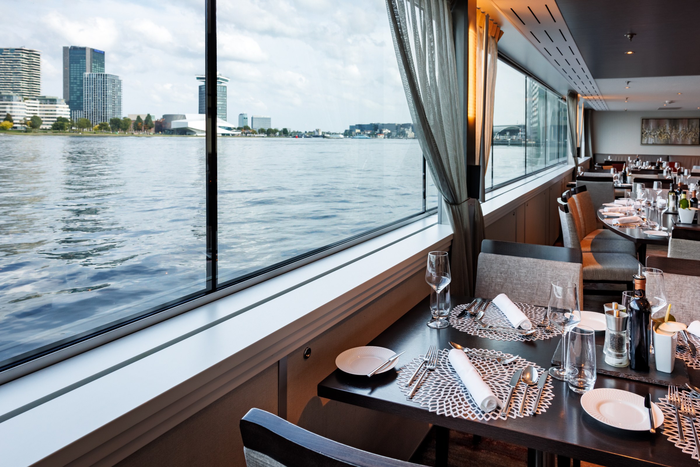 Avalon Vista Dining Room