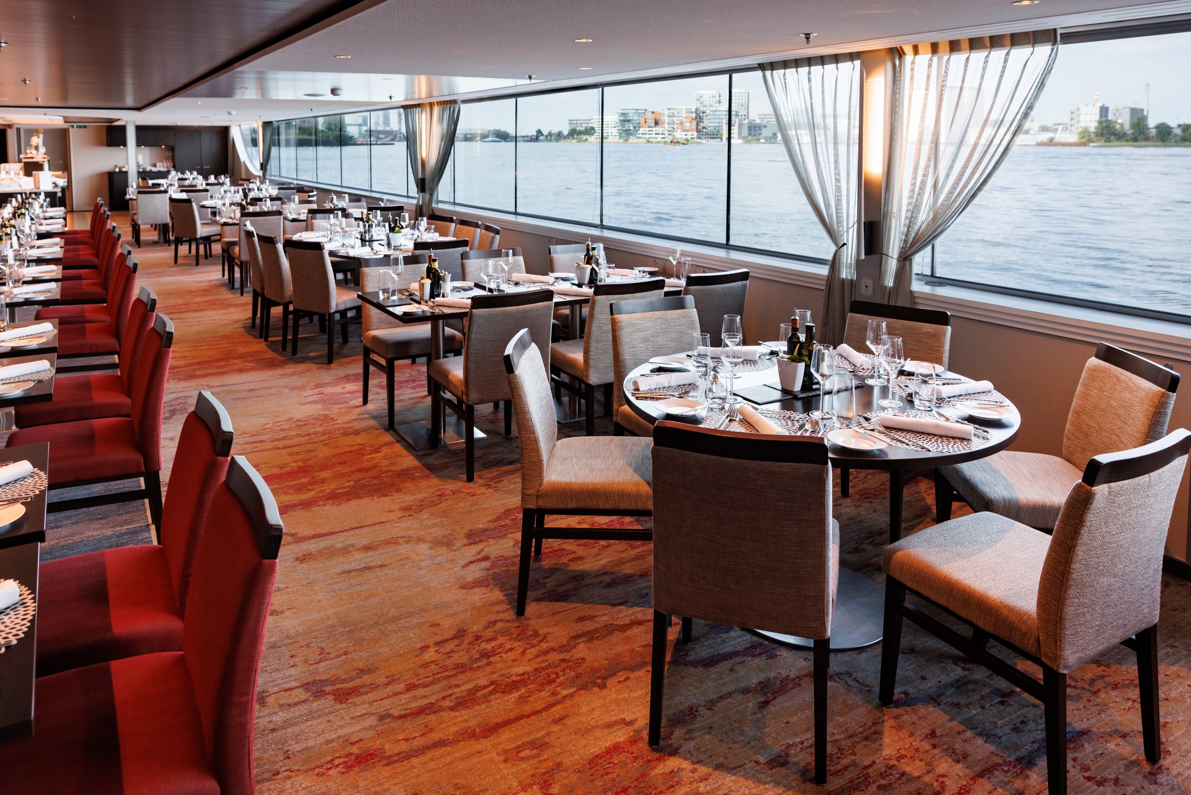 Avalon Vista Dining Room