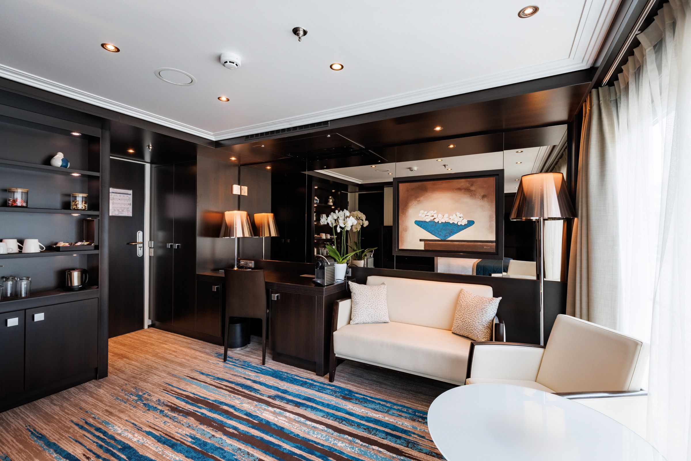 Avalon Vista Royal Suite