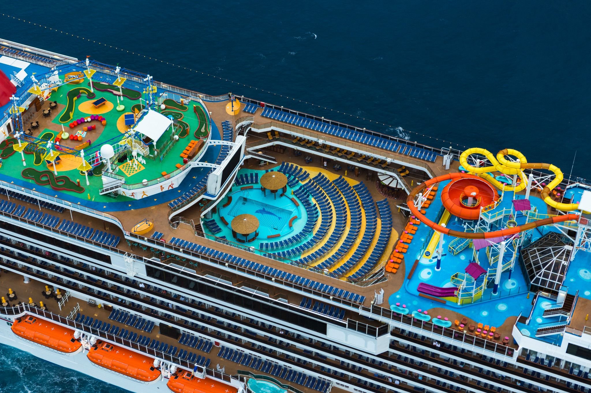 Carnival Breeze aerial view of the WaterWorks slides and pool deck from above
