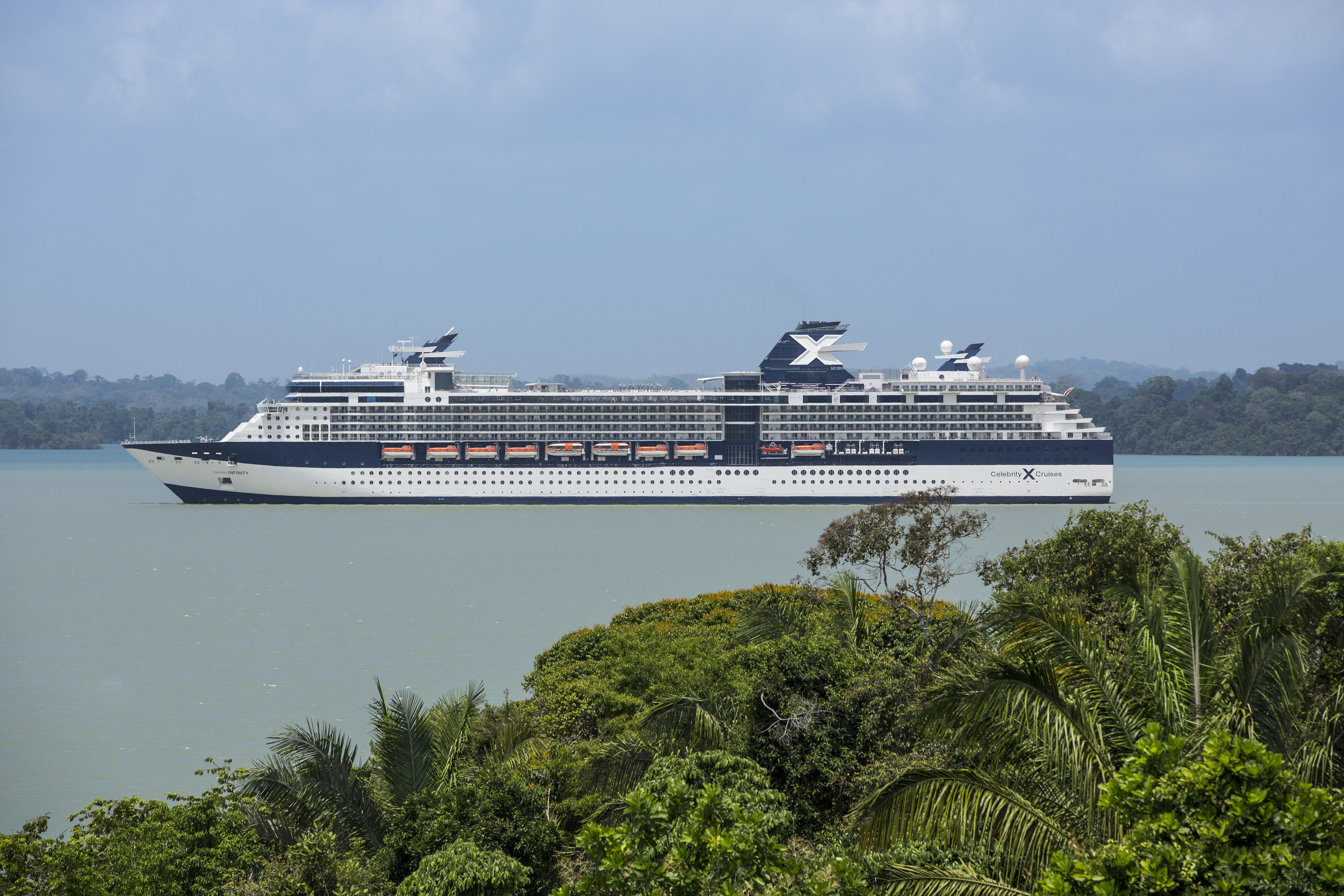 Celebrity Infinity exterior underway with INFINITY on the bow