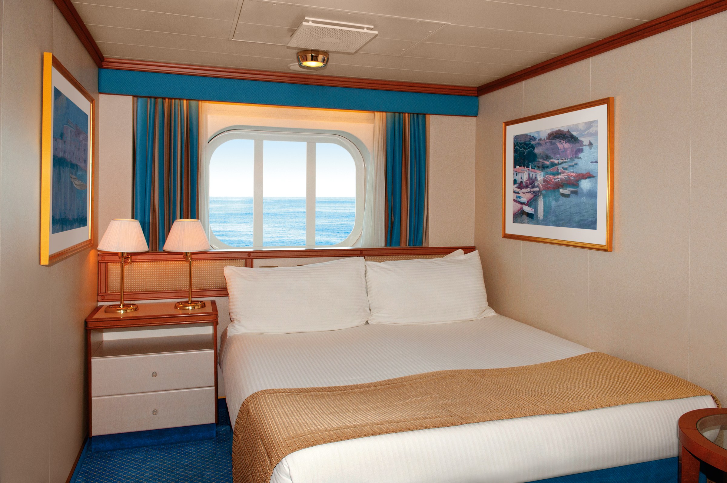 Crown Princess Oceanview stateroom