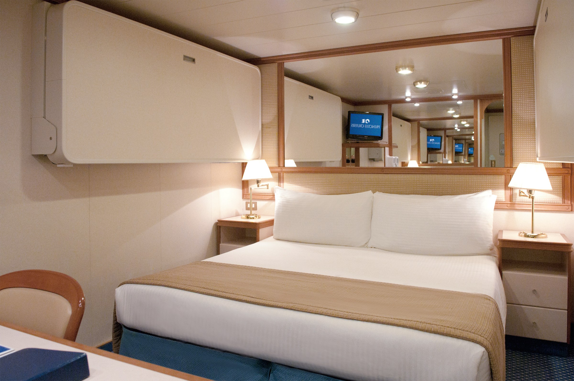 Crown Princess Interior stateroom