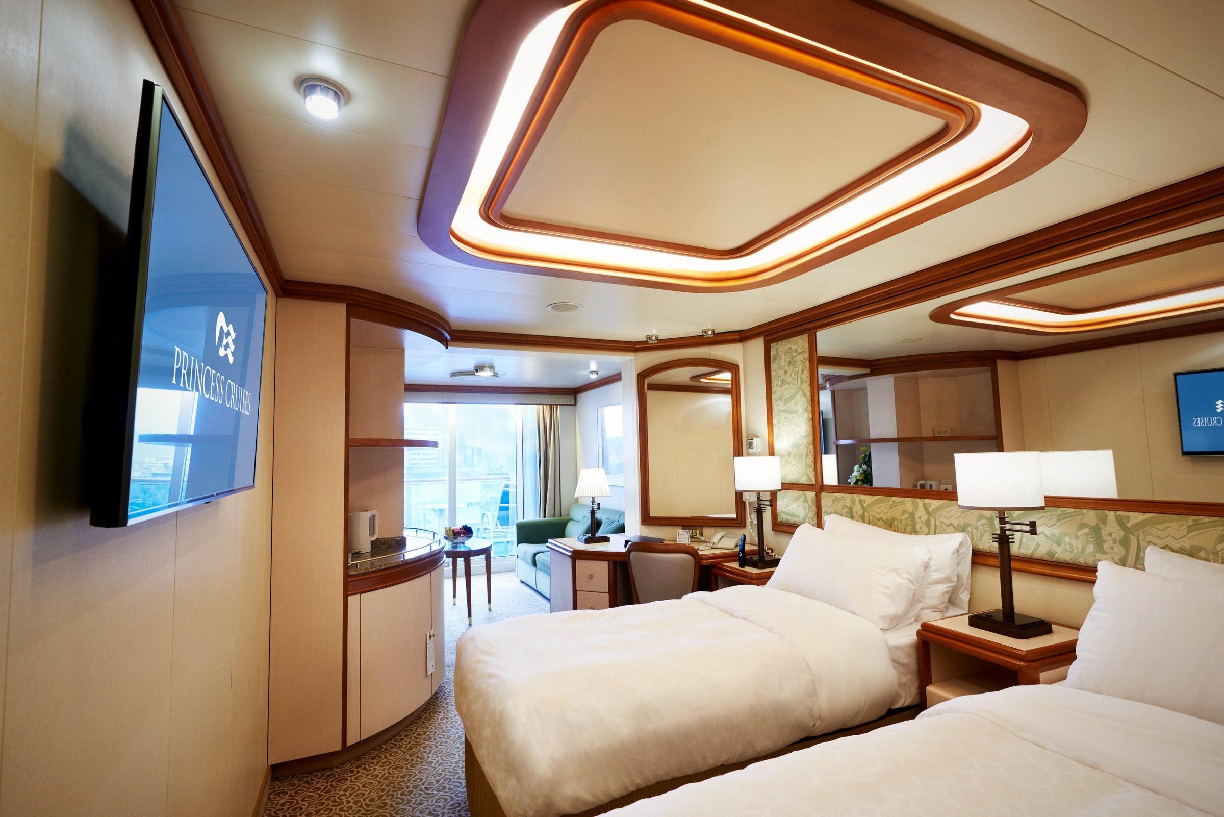 Diamond Princess Interior stateroom