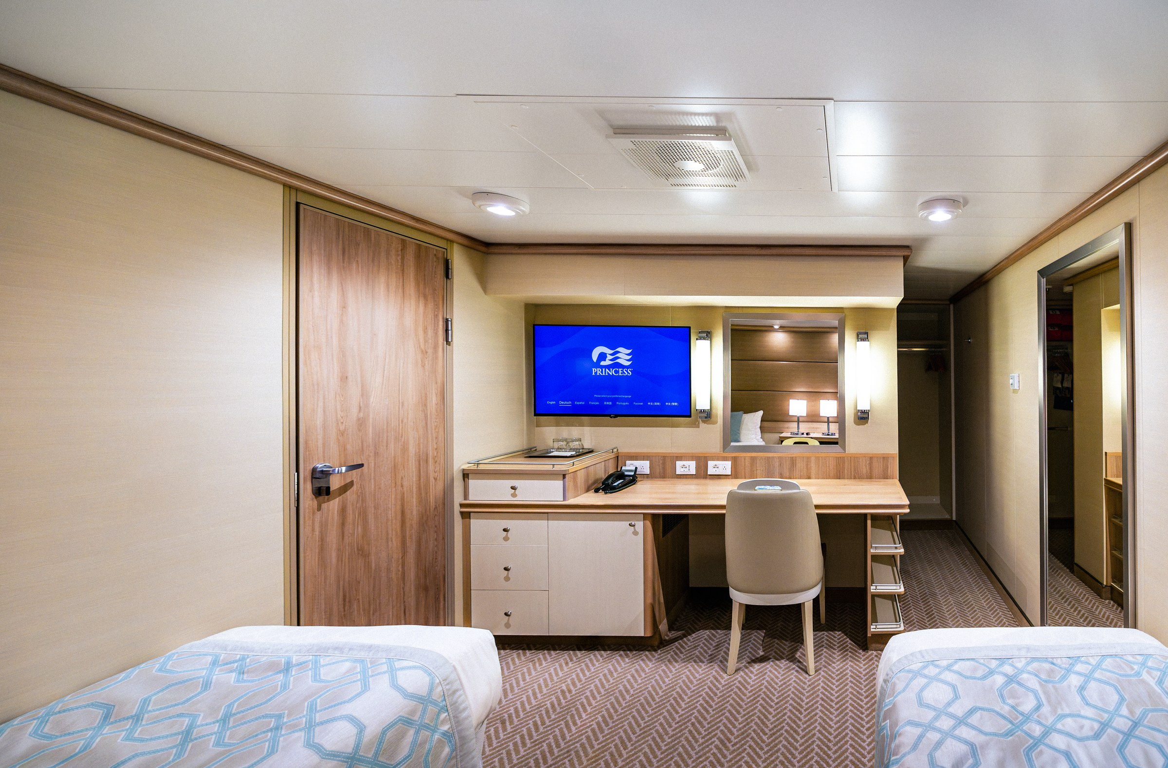 Discovery Princess Interior stateroom