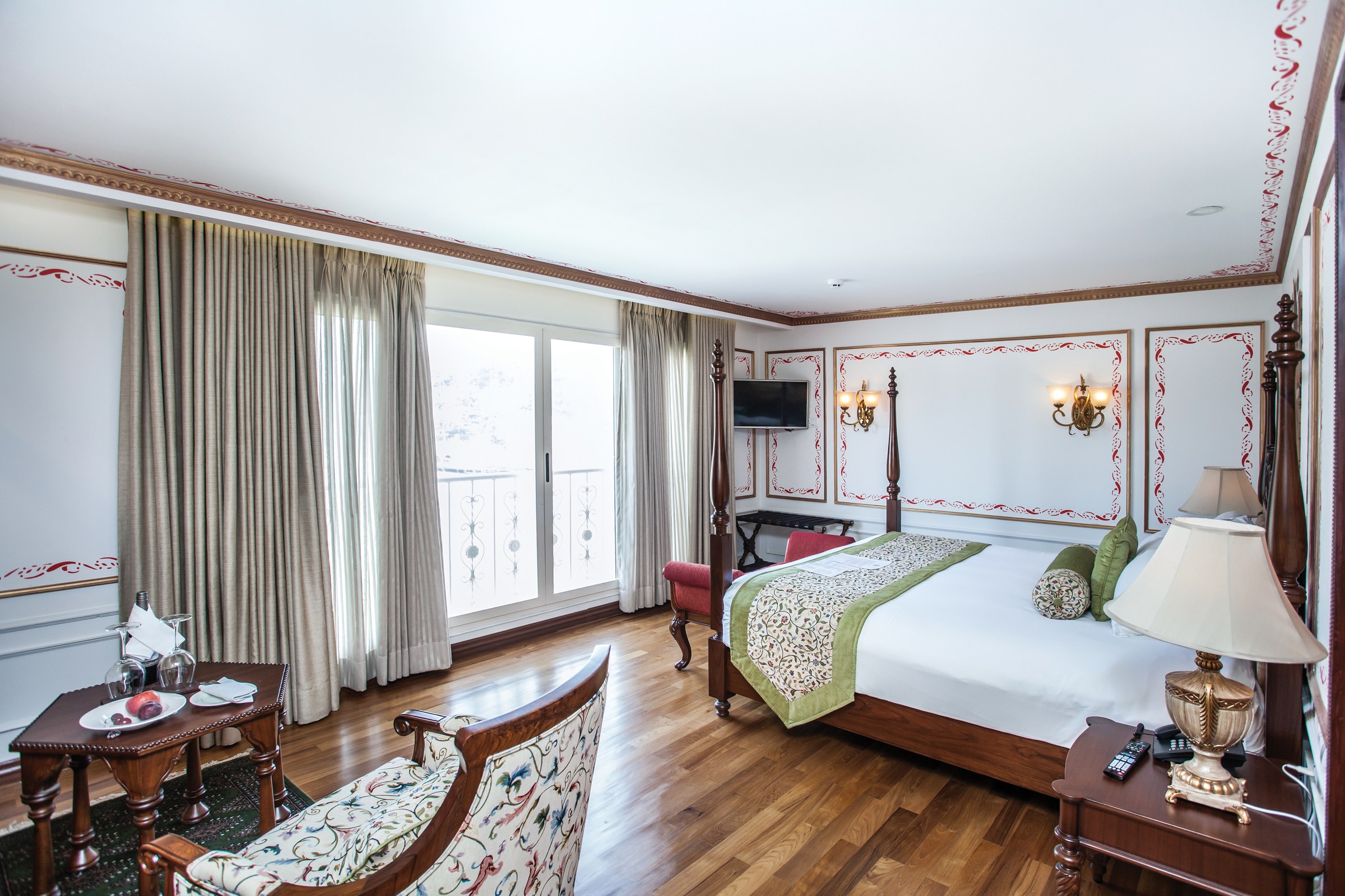 Ganges Voyager II – Viceroy Suite