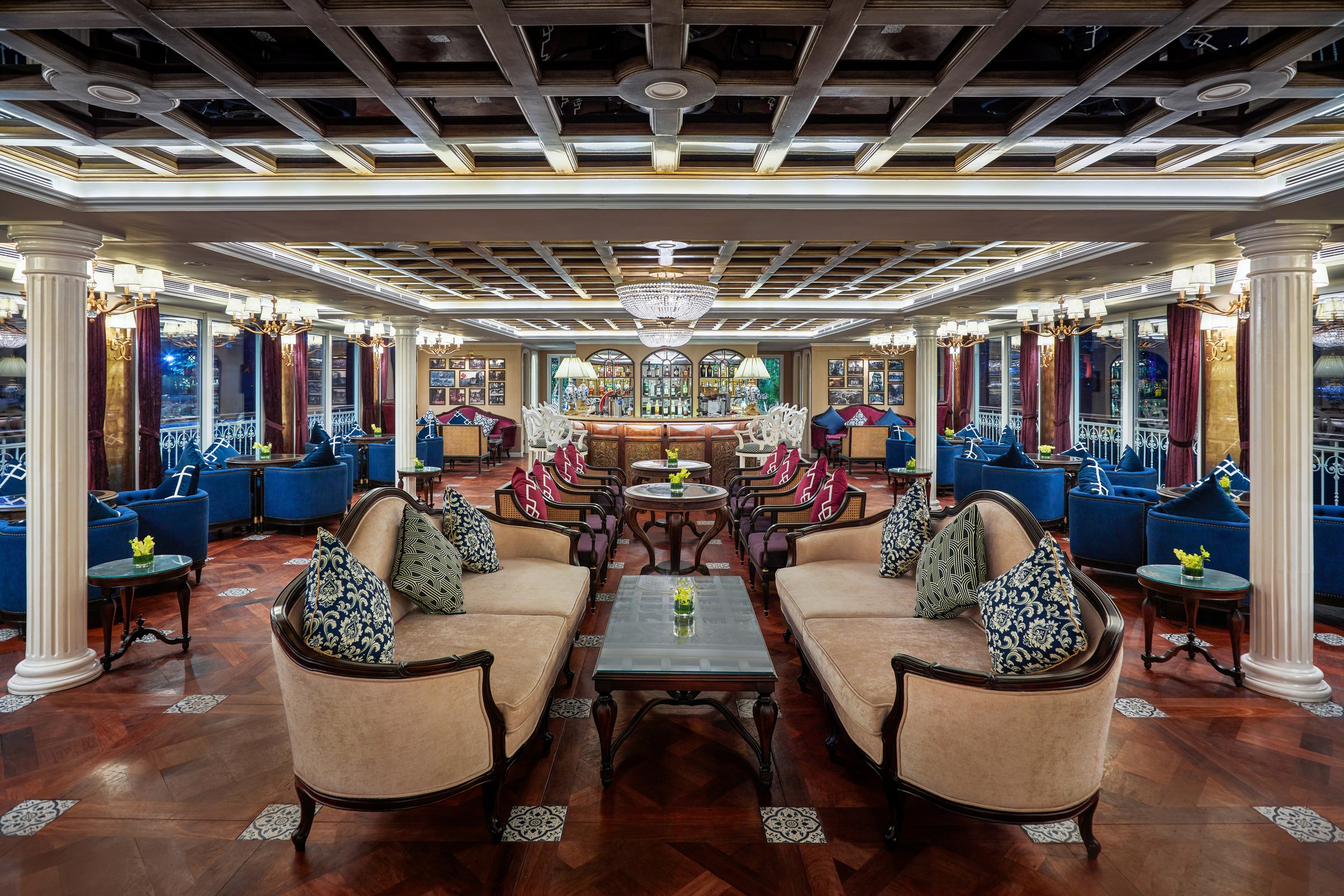 Mekong Jewel – Indoor Lounge