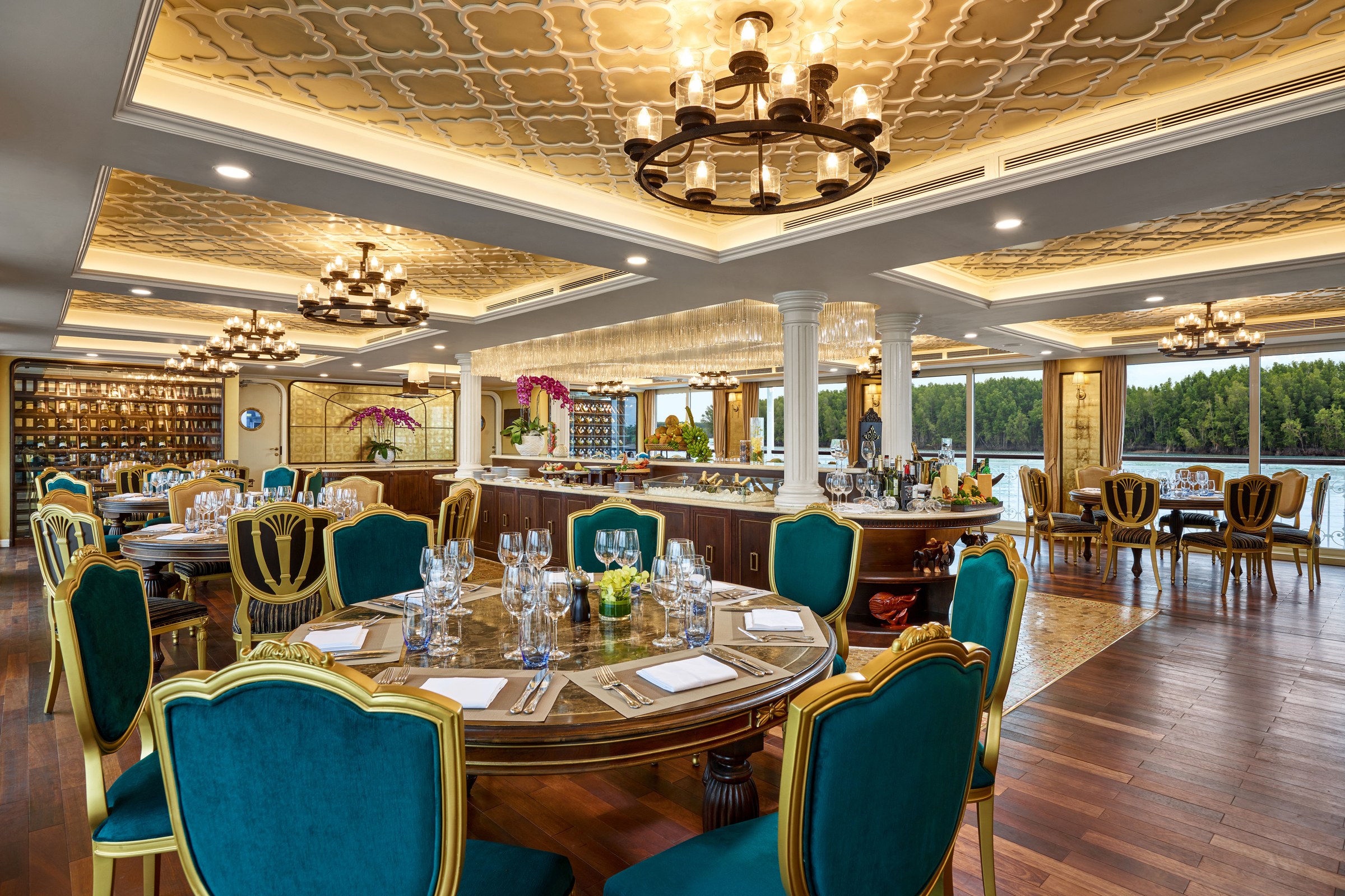 Mekong Jewel – Restaurant