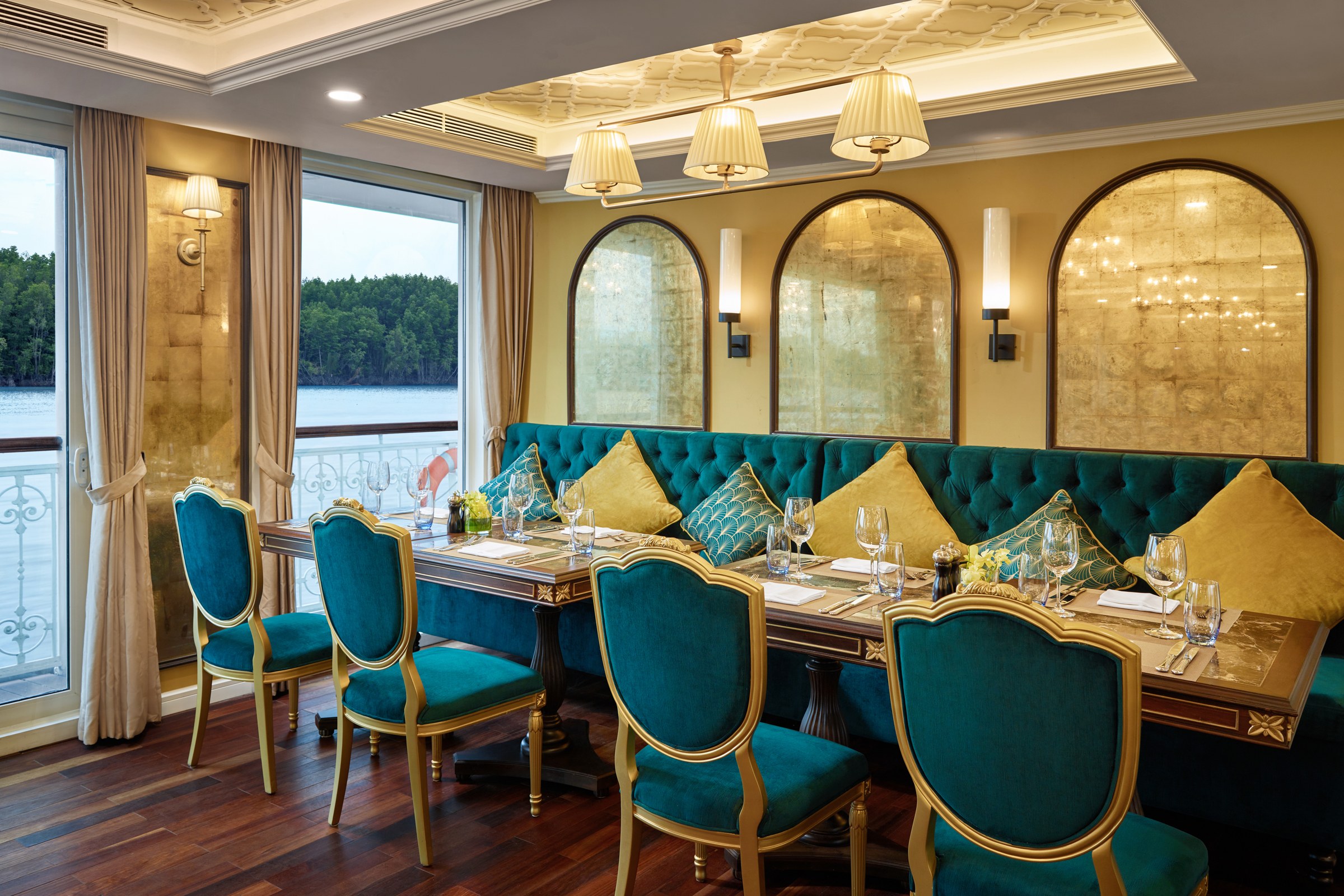 Mekong Jewel – Restaurant