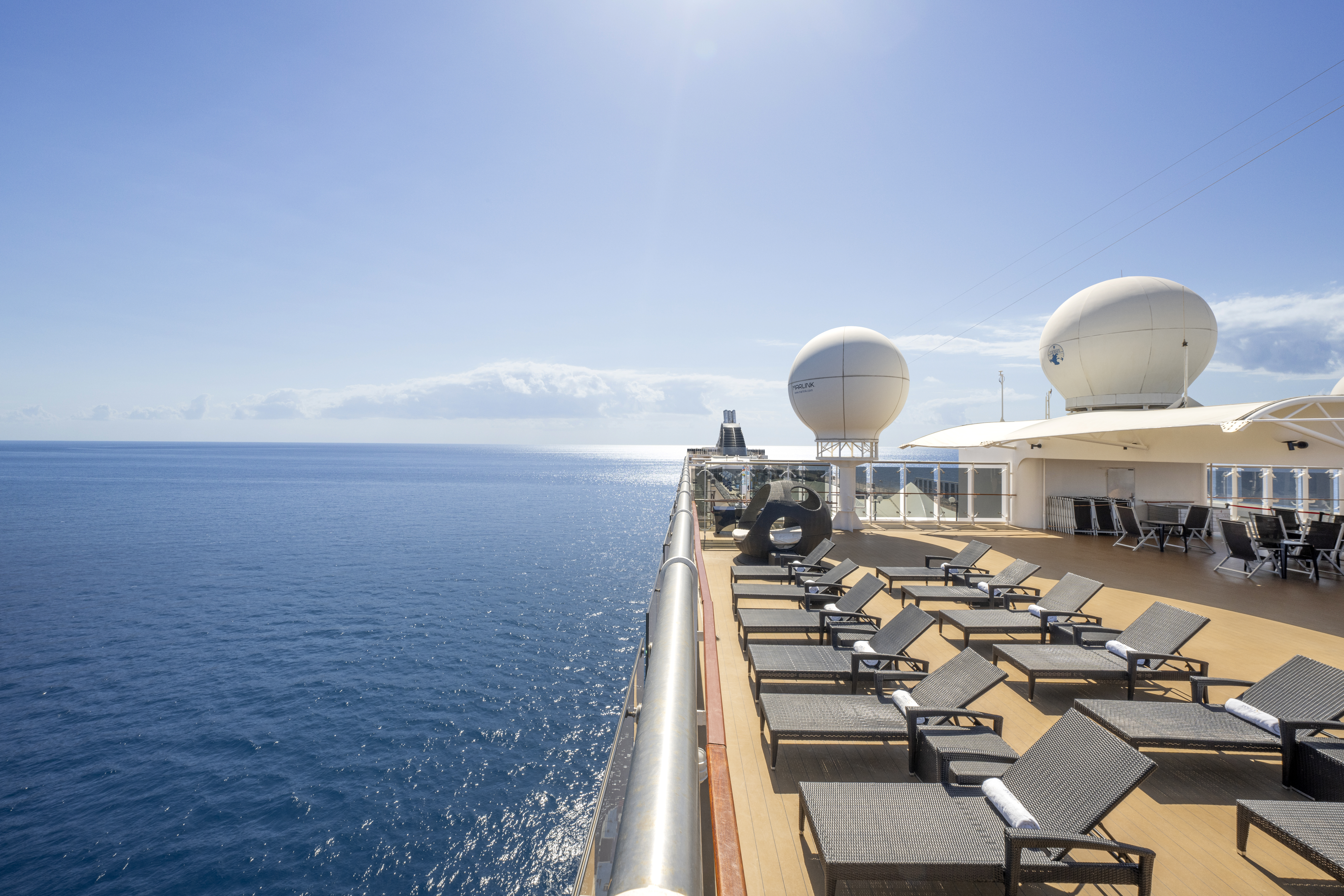 MSC Lirica TOP 13 Exclusive Solarium deck
